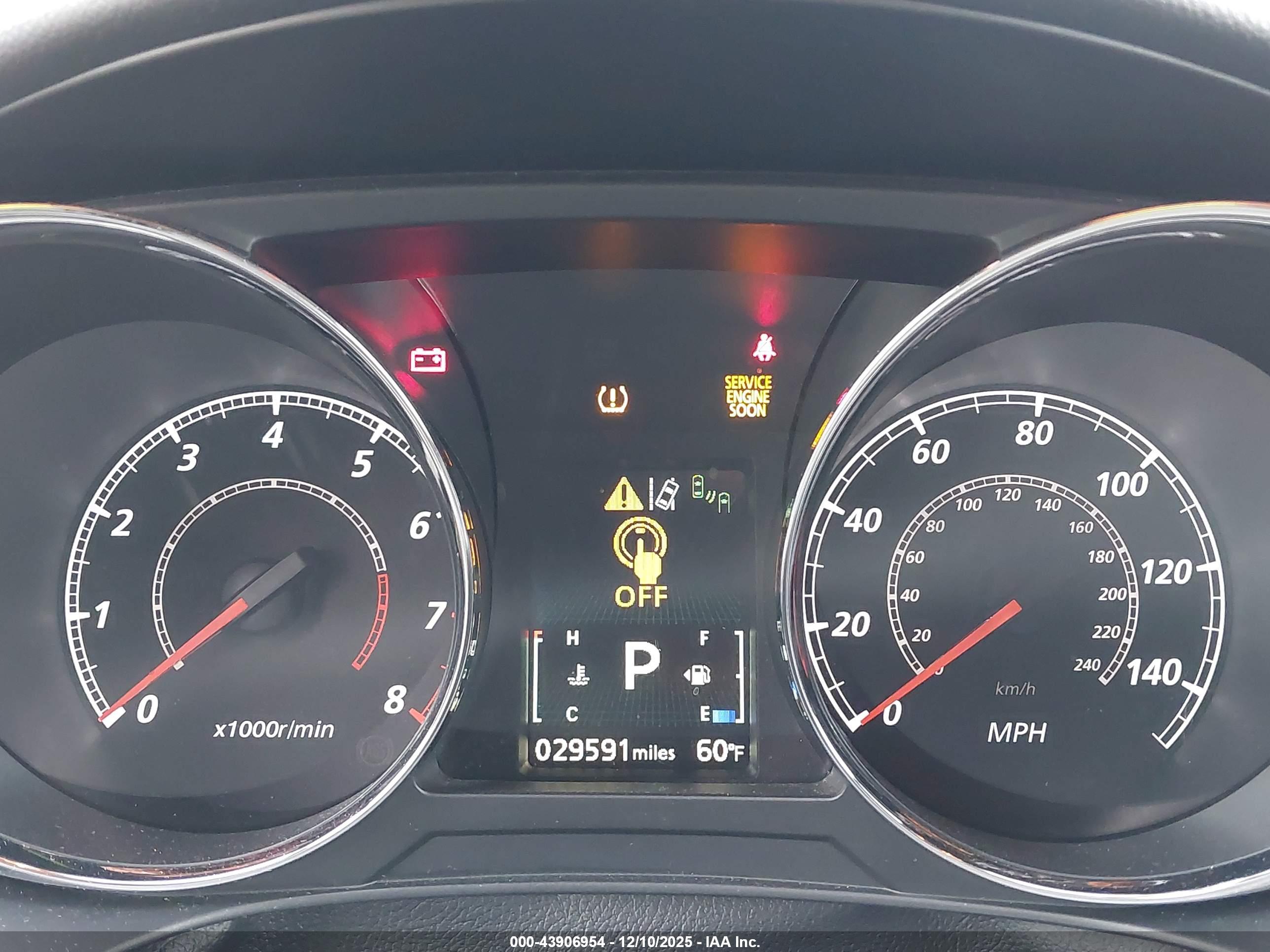 MITSUBISHI OUTLANDER image 7