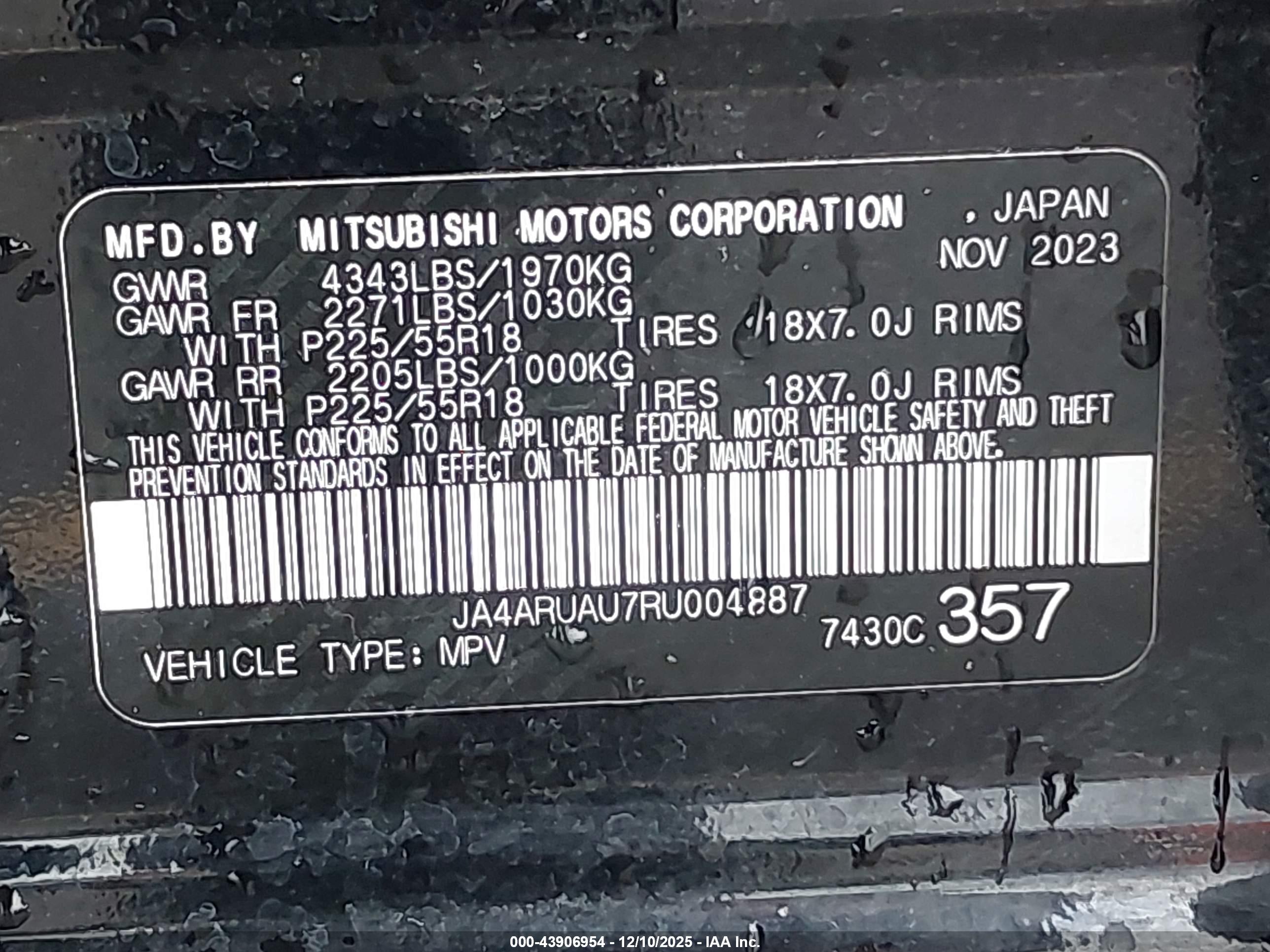 MITSUBISHI OUTLANDER image 9