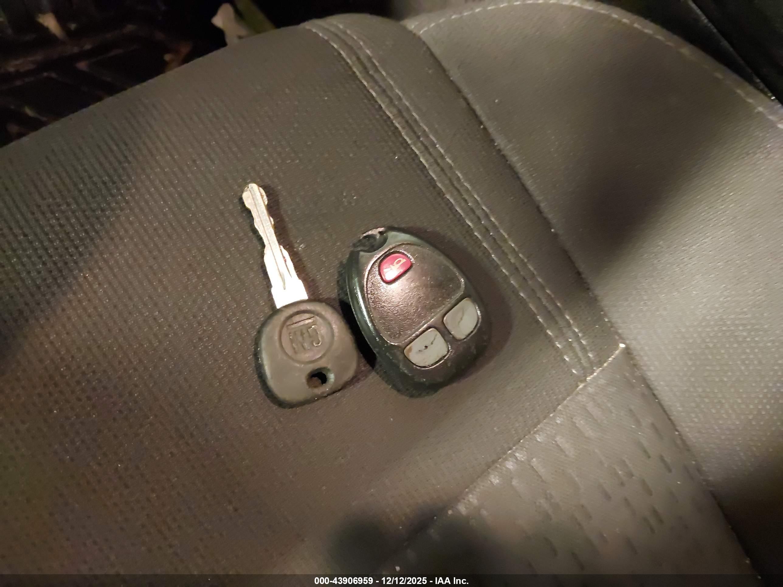 GMC ACADIA image 11