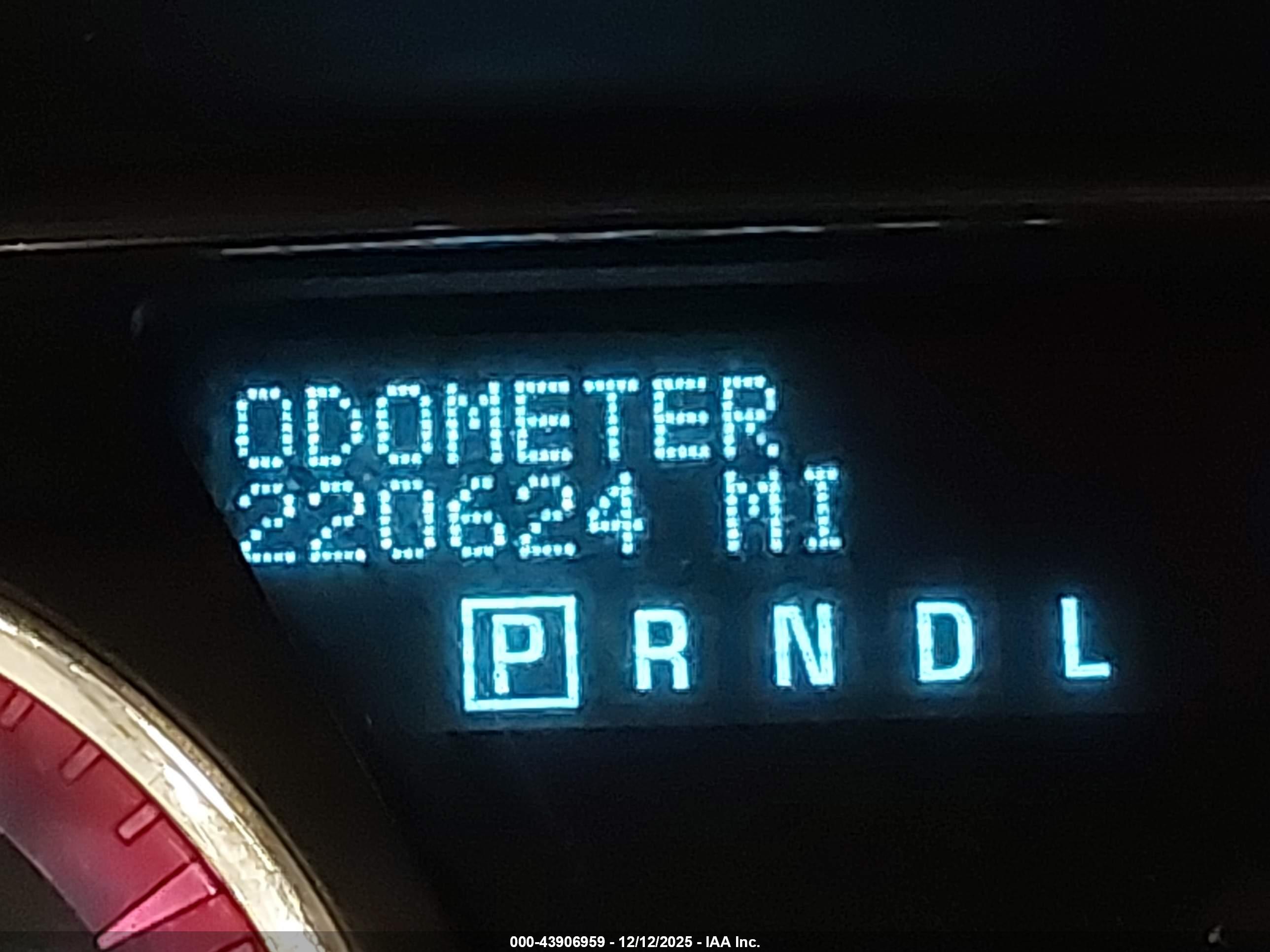GMC ACADIA image 7