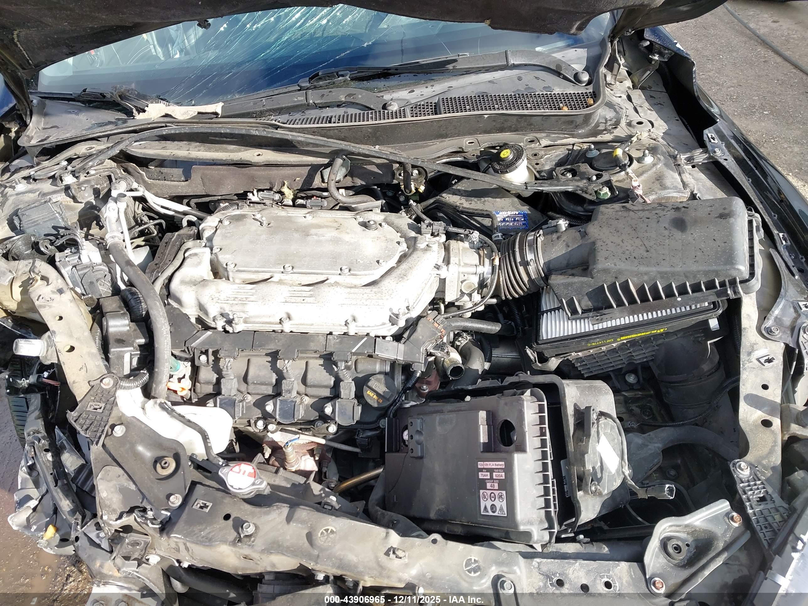 ACURA TLX image 10