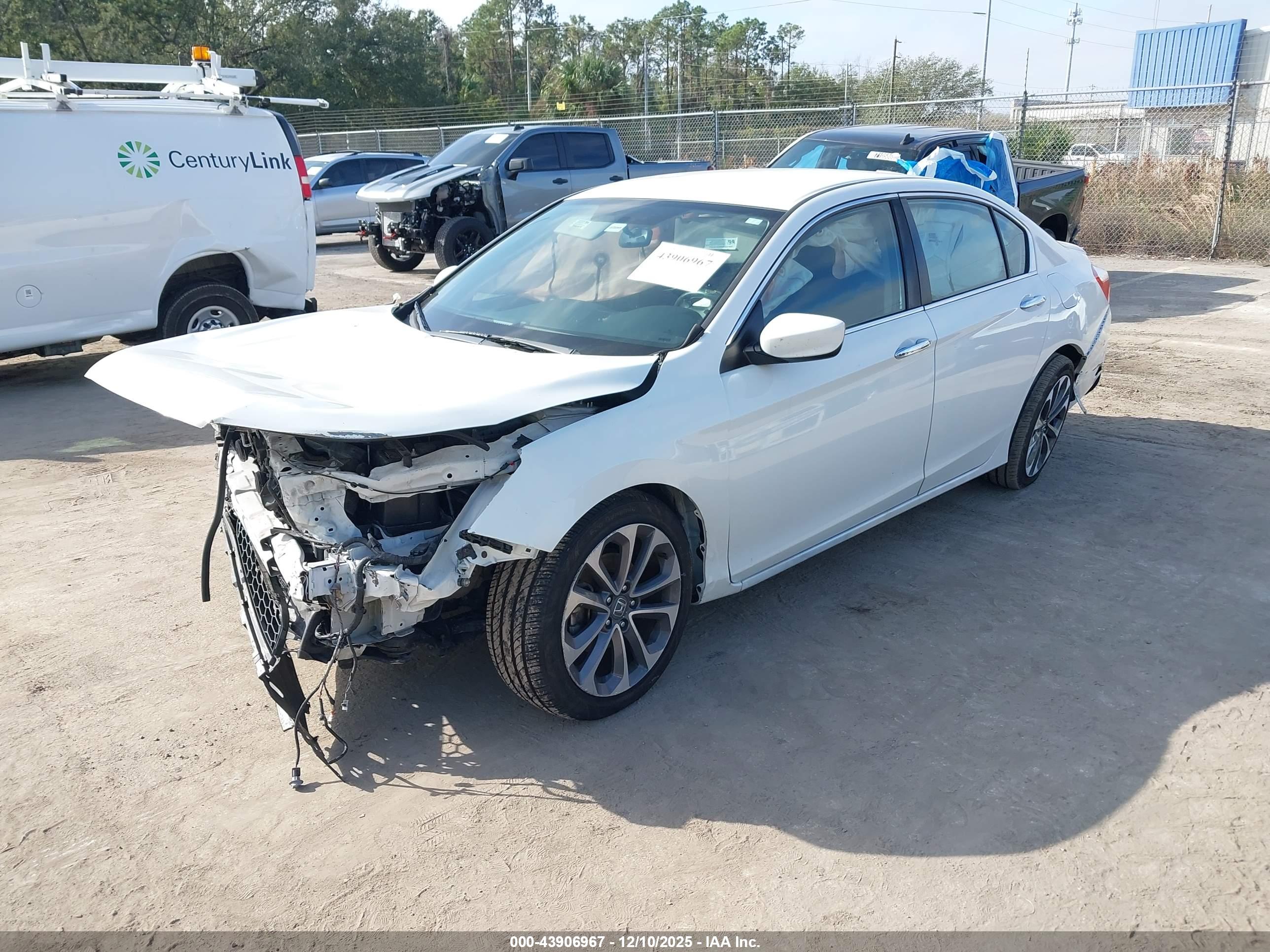 HONDA ACCORD image 2