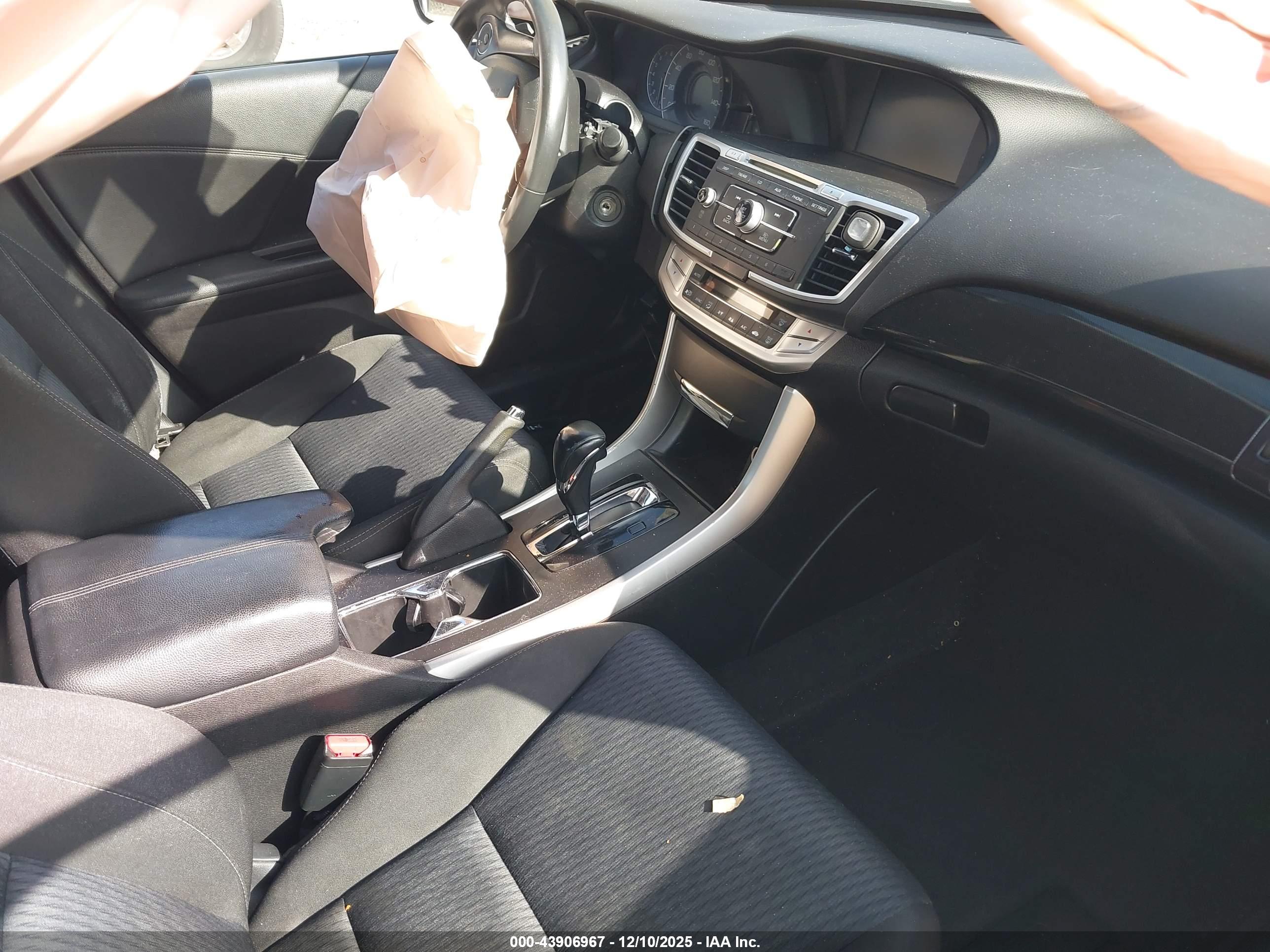 HONDA ACCORD image 5