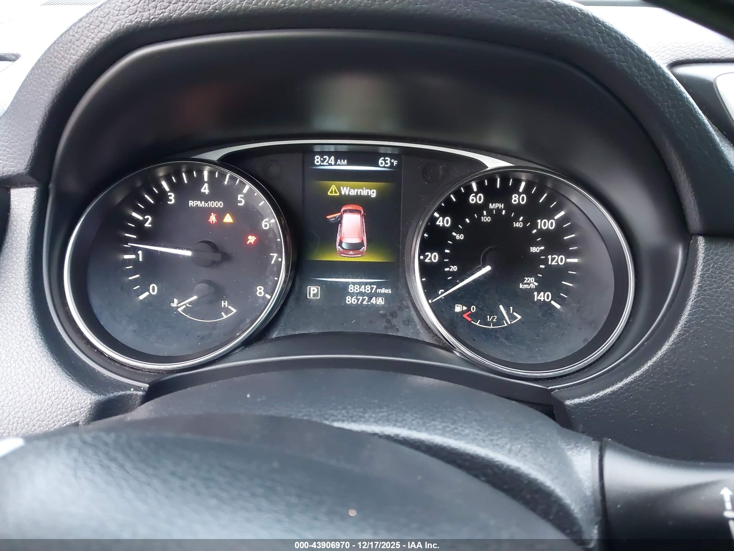 NISSAN ROGUE image 7