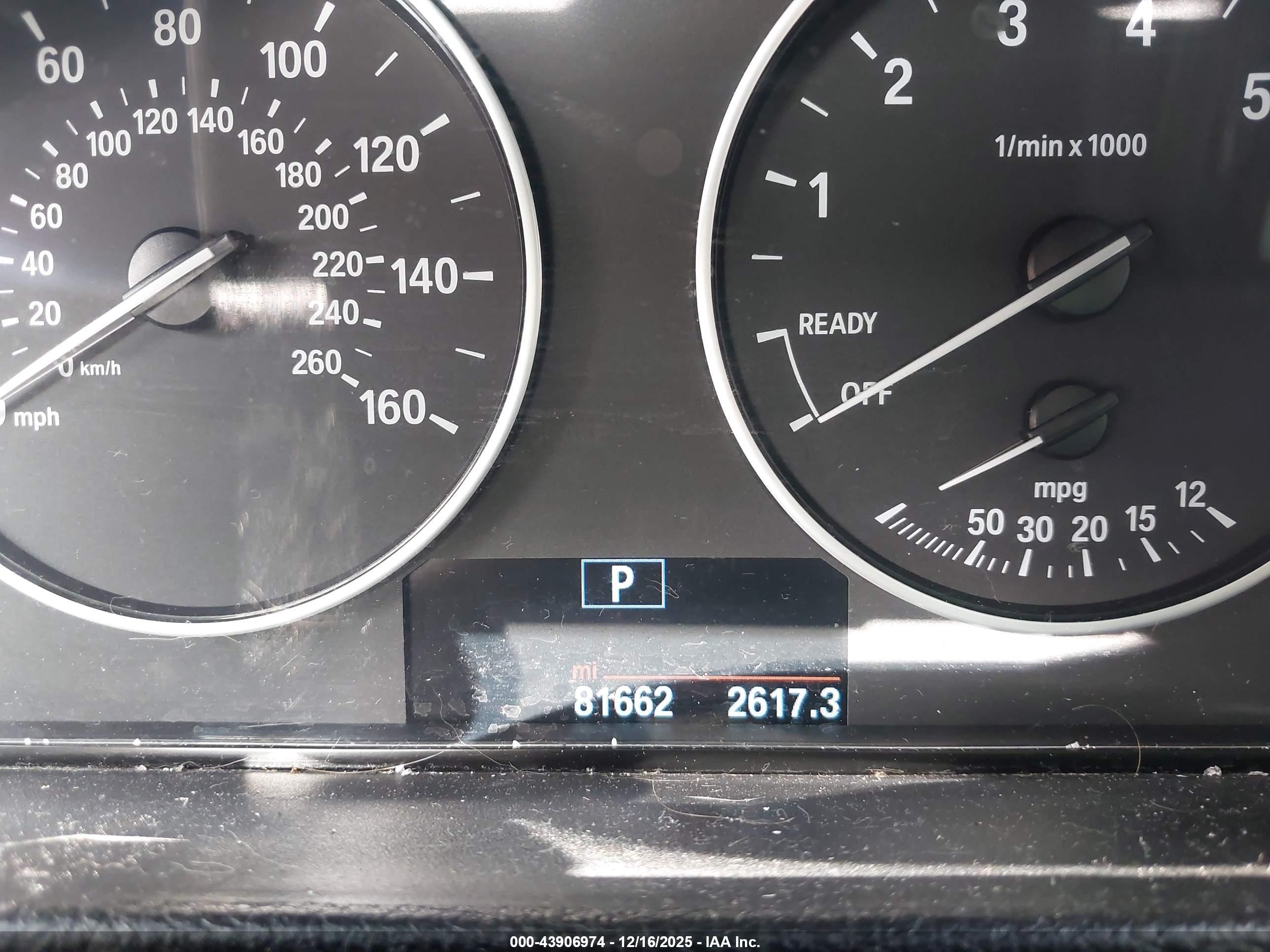 BMW 320I image 7