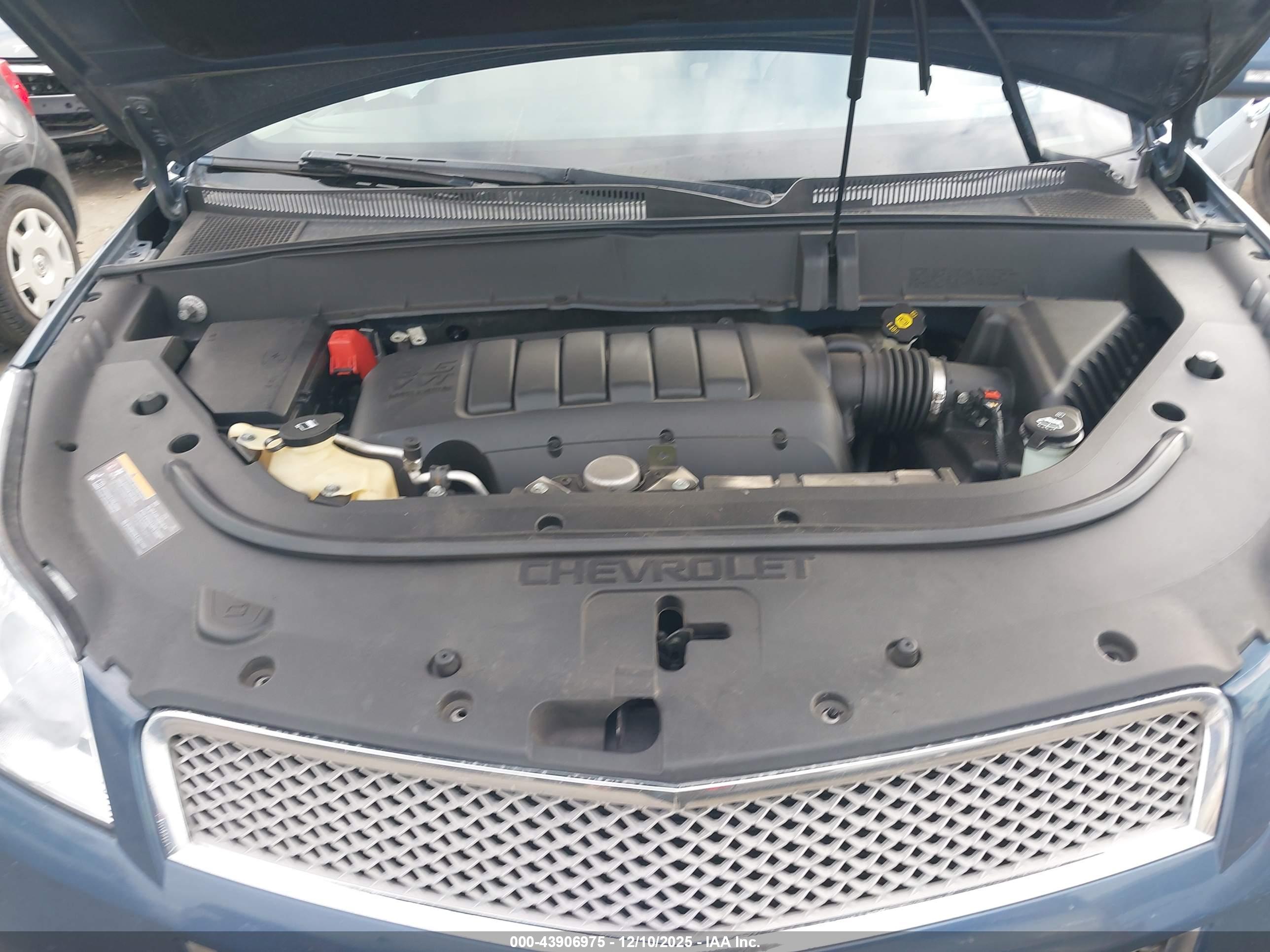 CHEVROLET TRAVERSE image 10