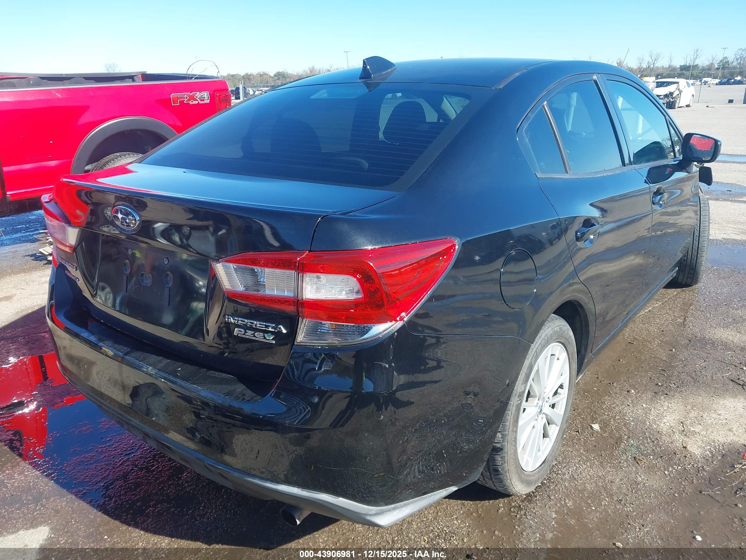 SUBARU IMPREZA image 4