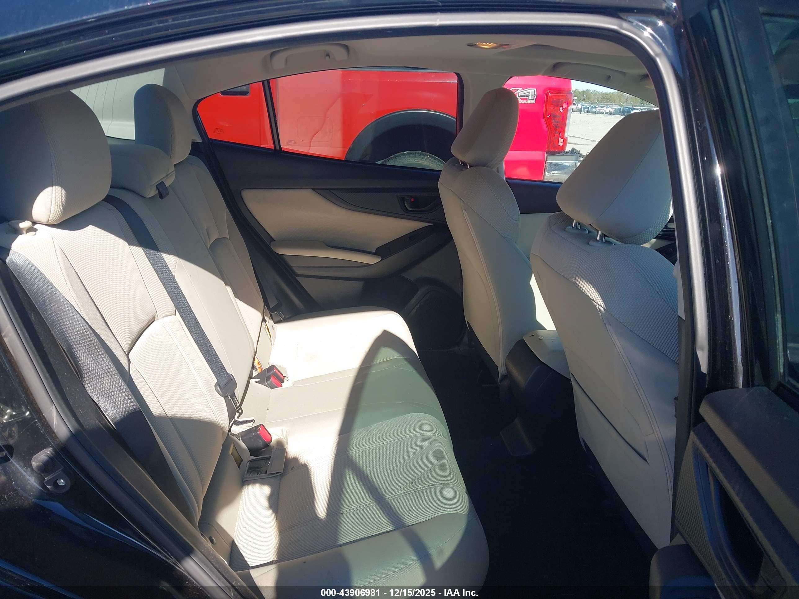 SUBARU IMPREZA image 8