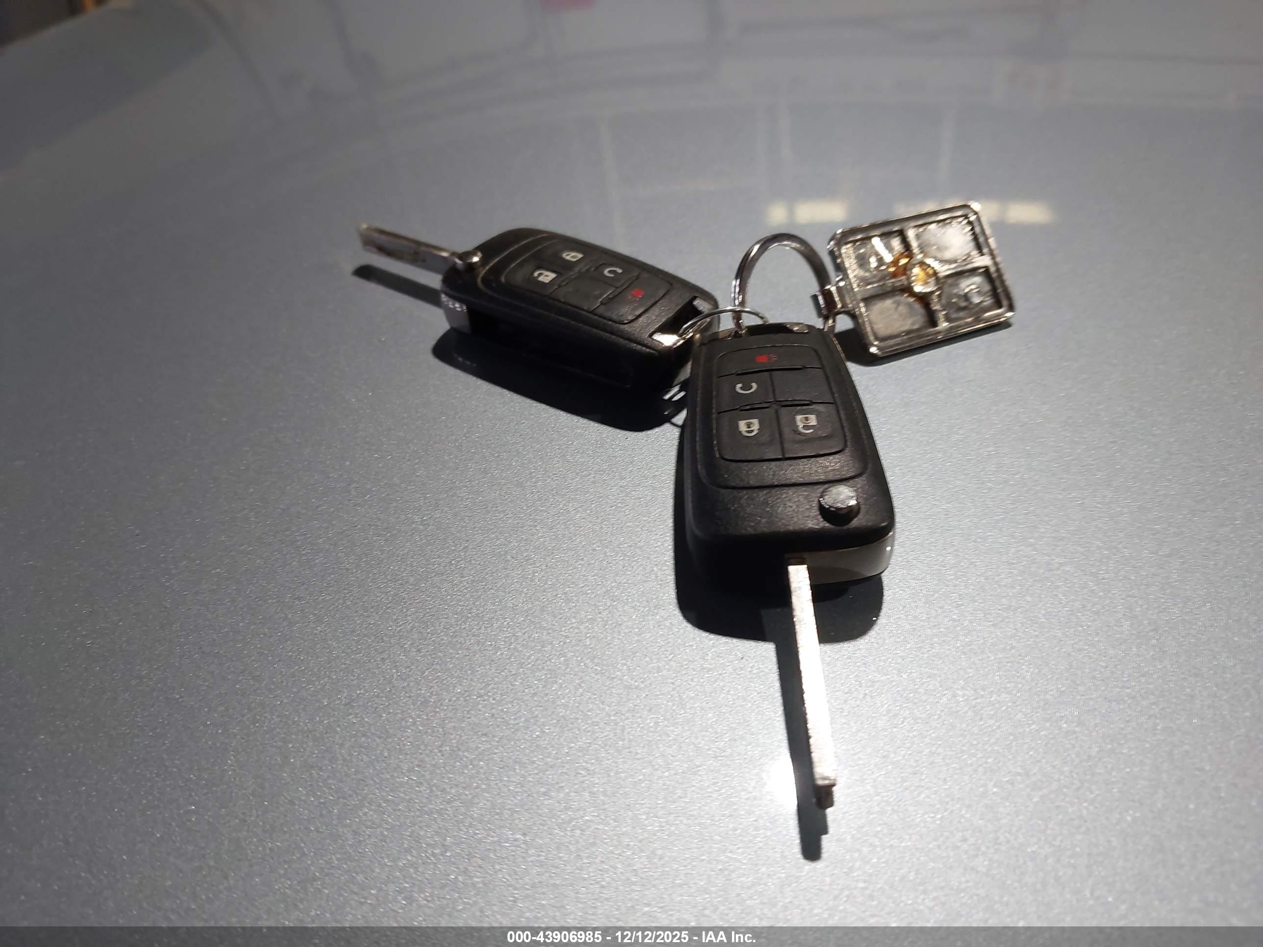 GMC TERRAIN image 11