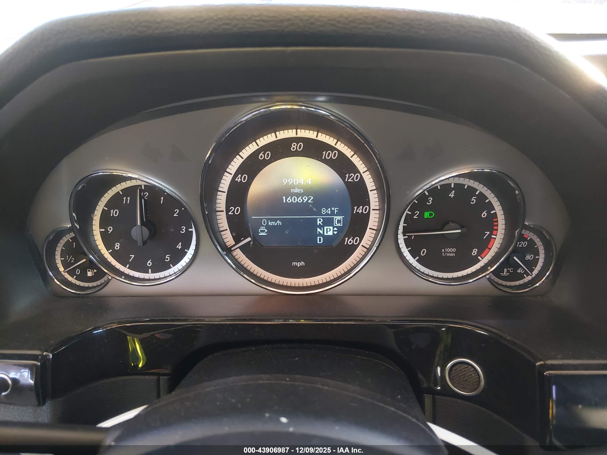 MERCEDES-BENZ E image 7