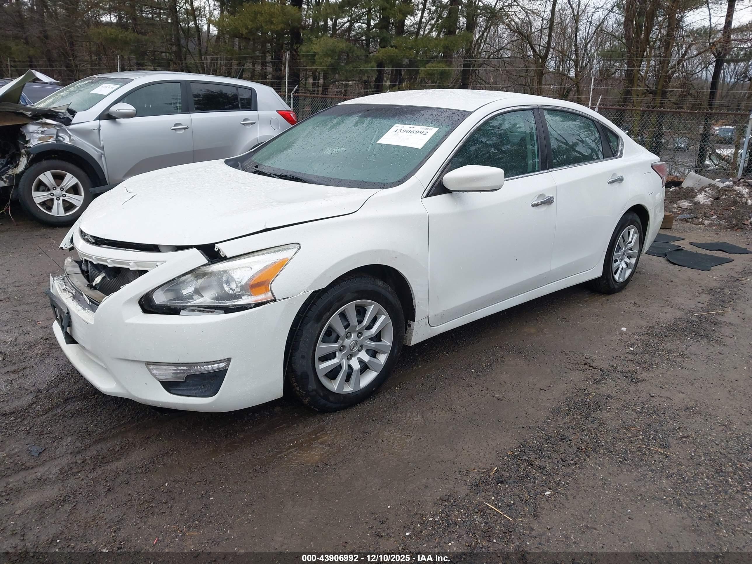 NISSAN ALTIMA image 2
