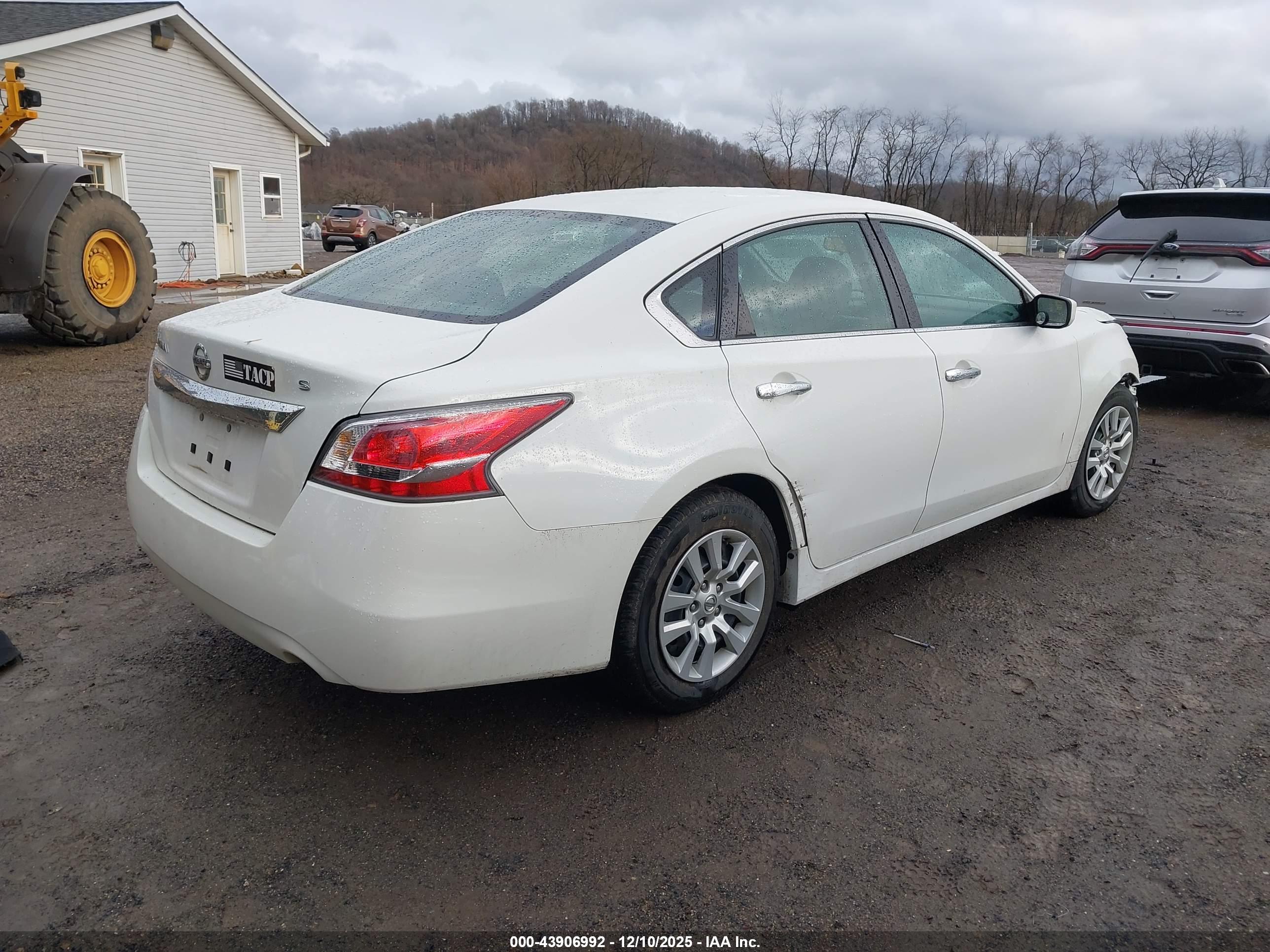 NISSAN ALTIMA image 4