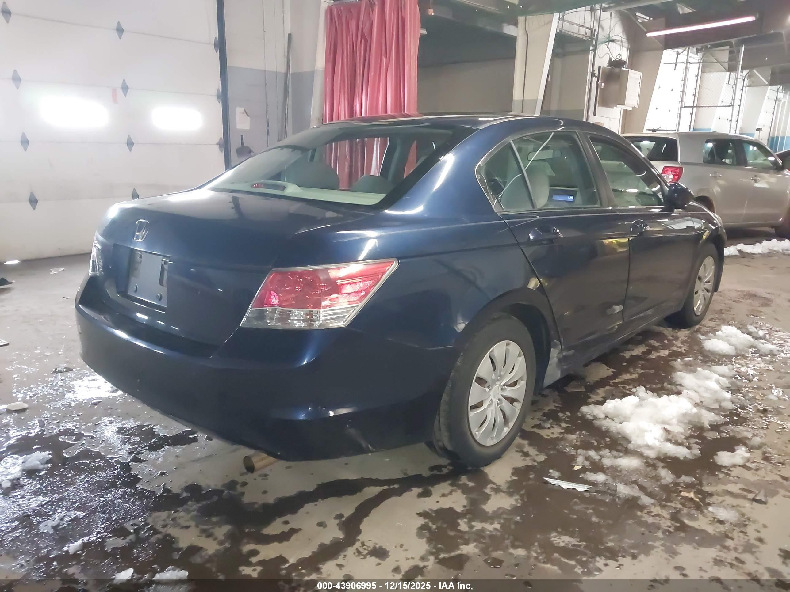 HONDA ACCORD image 4
