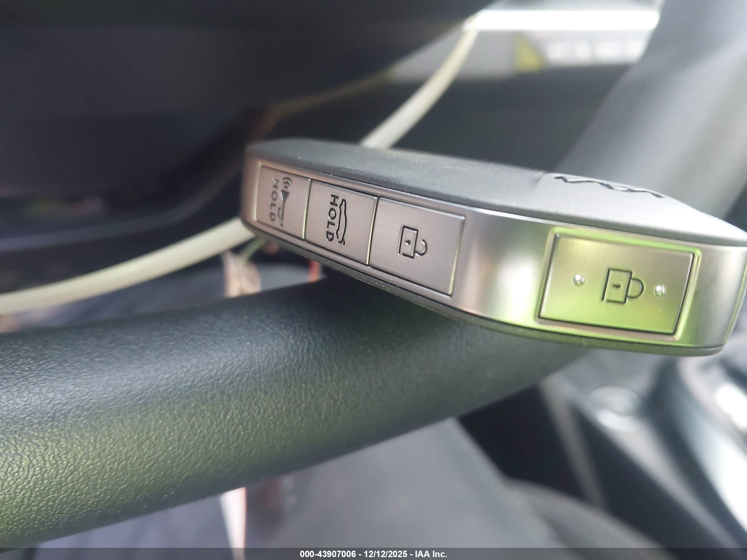 KIA K4 image 11