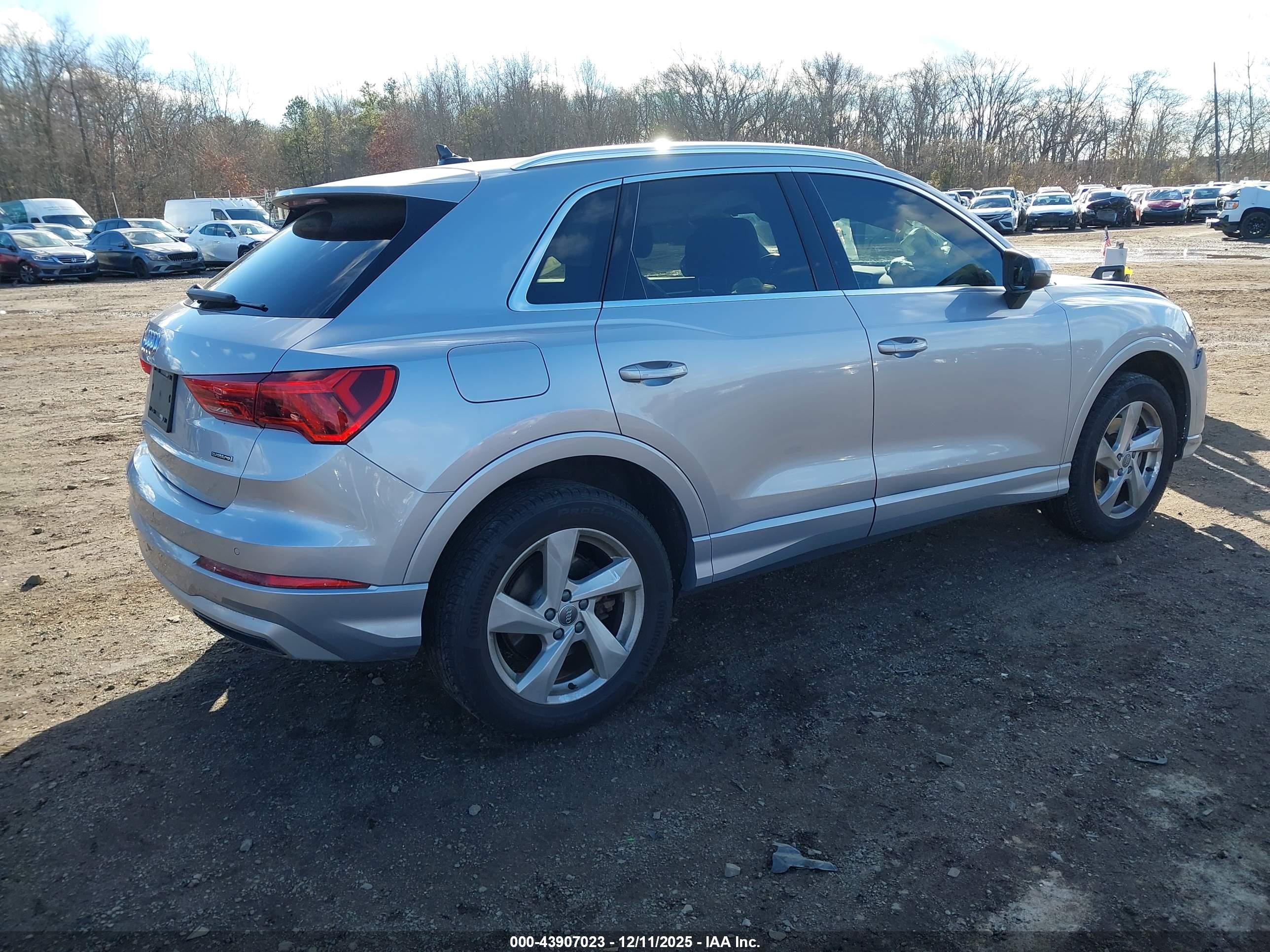 AUDI Q3 image 4