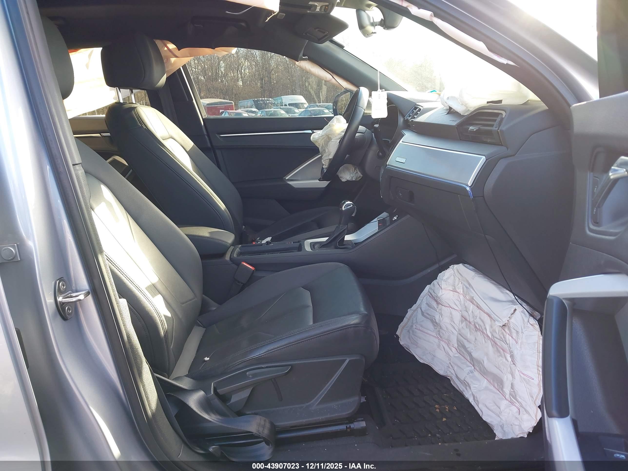 AUDI Q3 image 5
