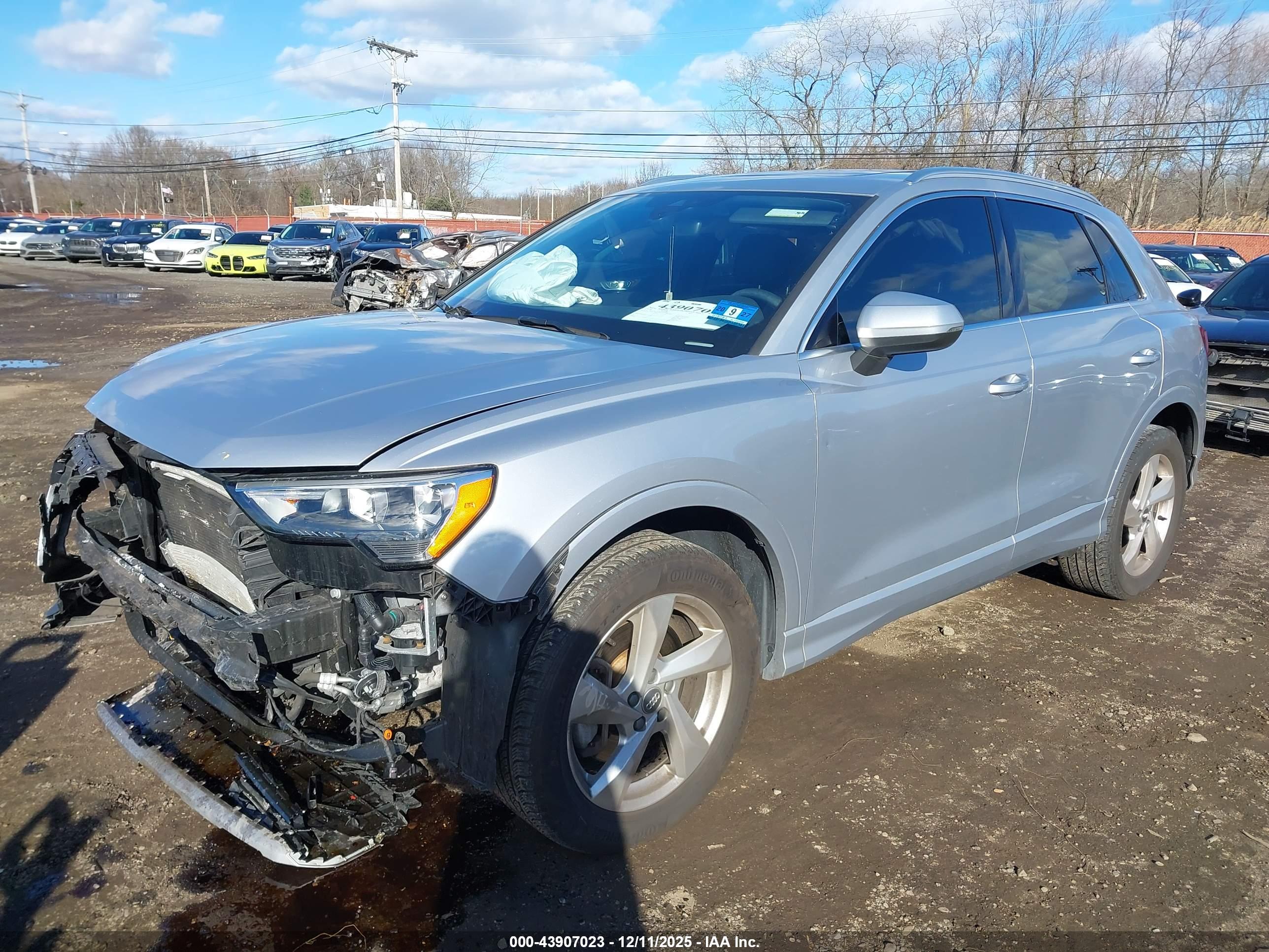 AUDI Q3 image 6