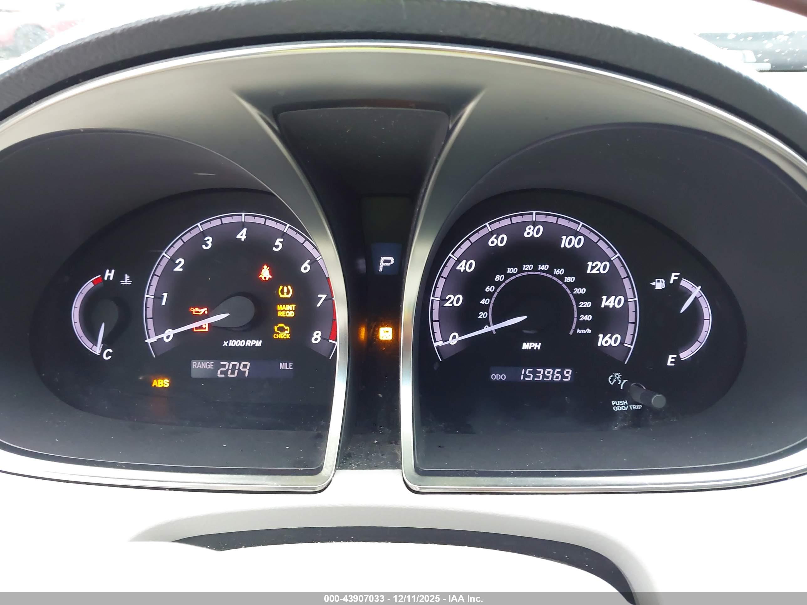 TOYOTA AVALON image 7