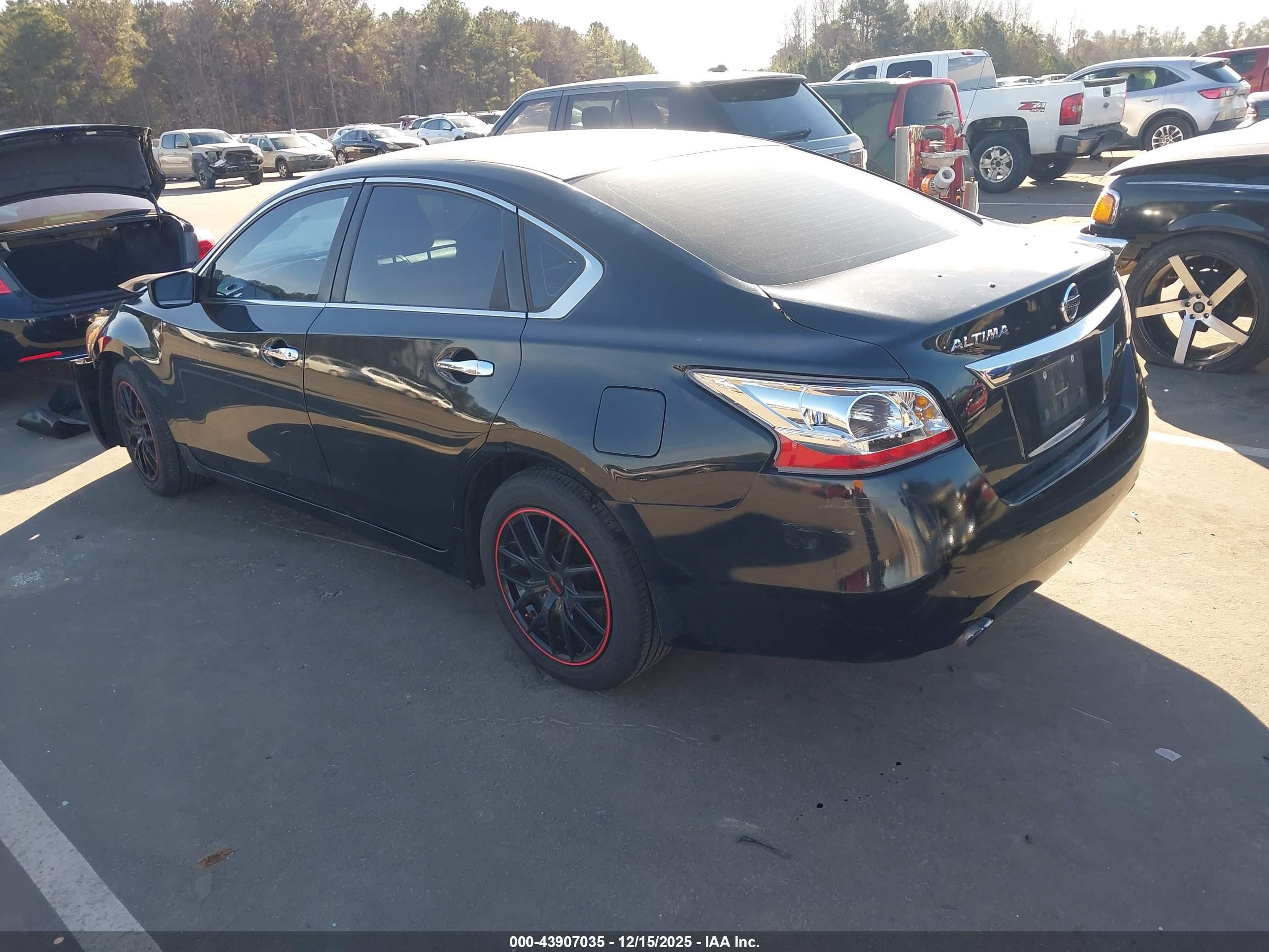 NISSAN ALTIMA image 3