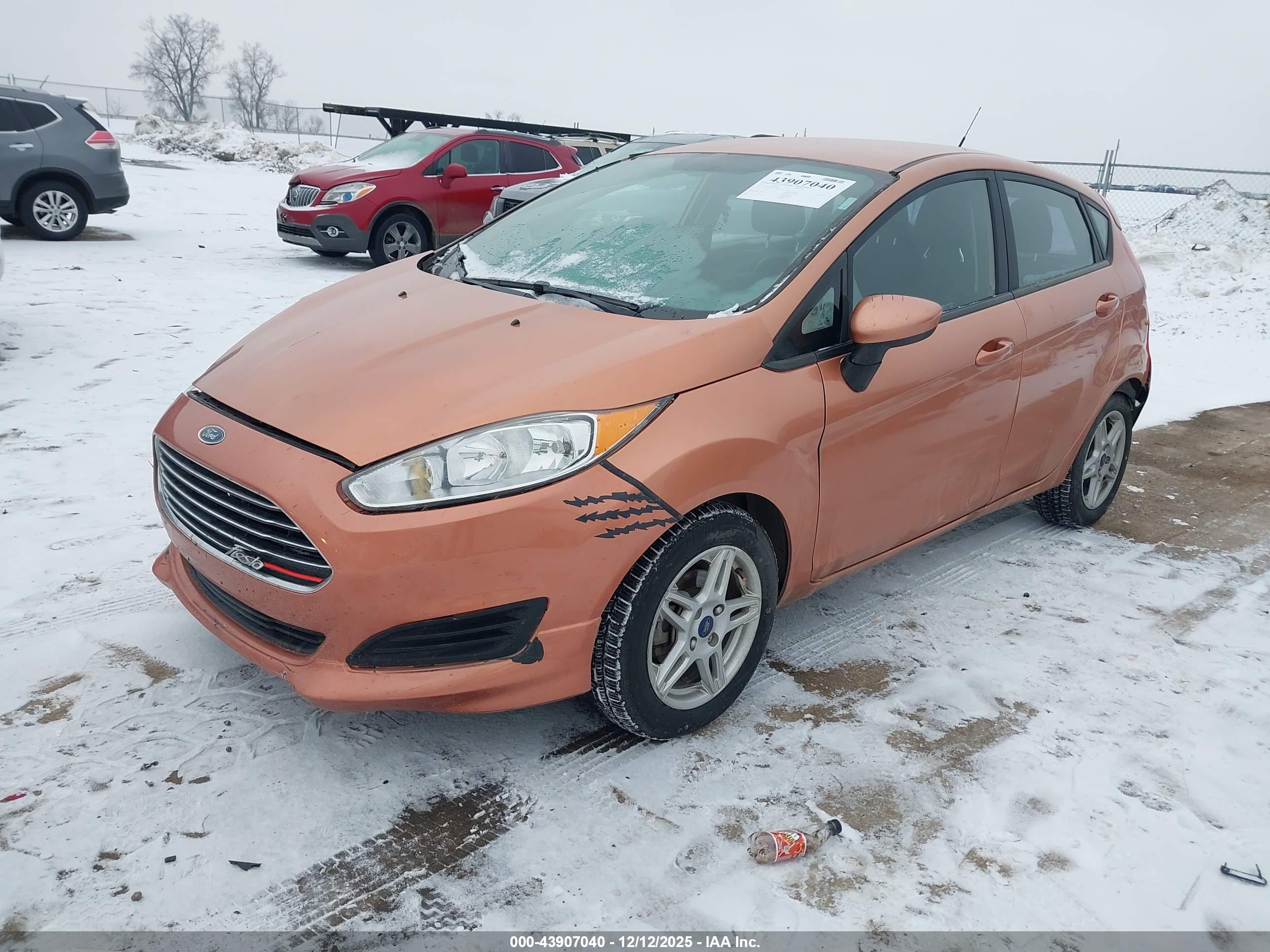 FORD FIESTA image 2