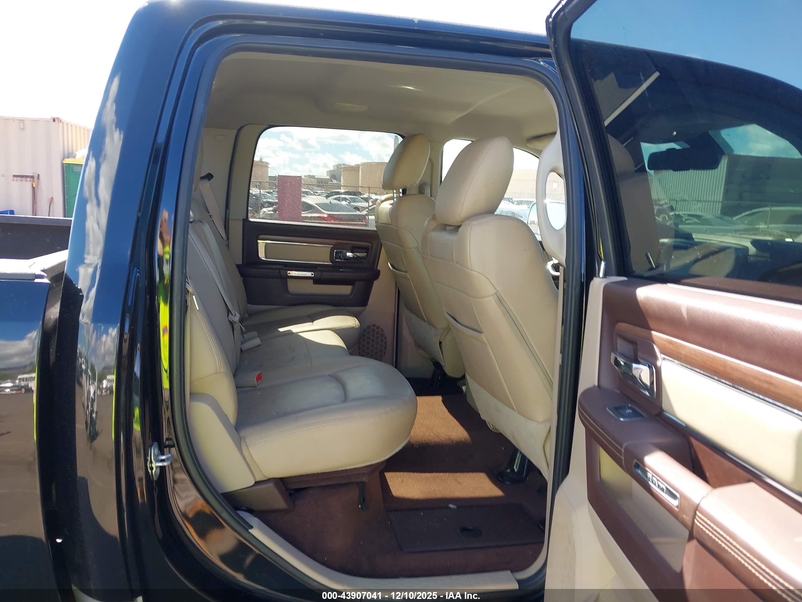RAM 2500 image 8