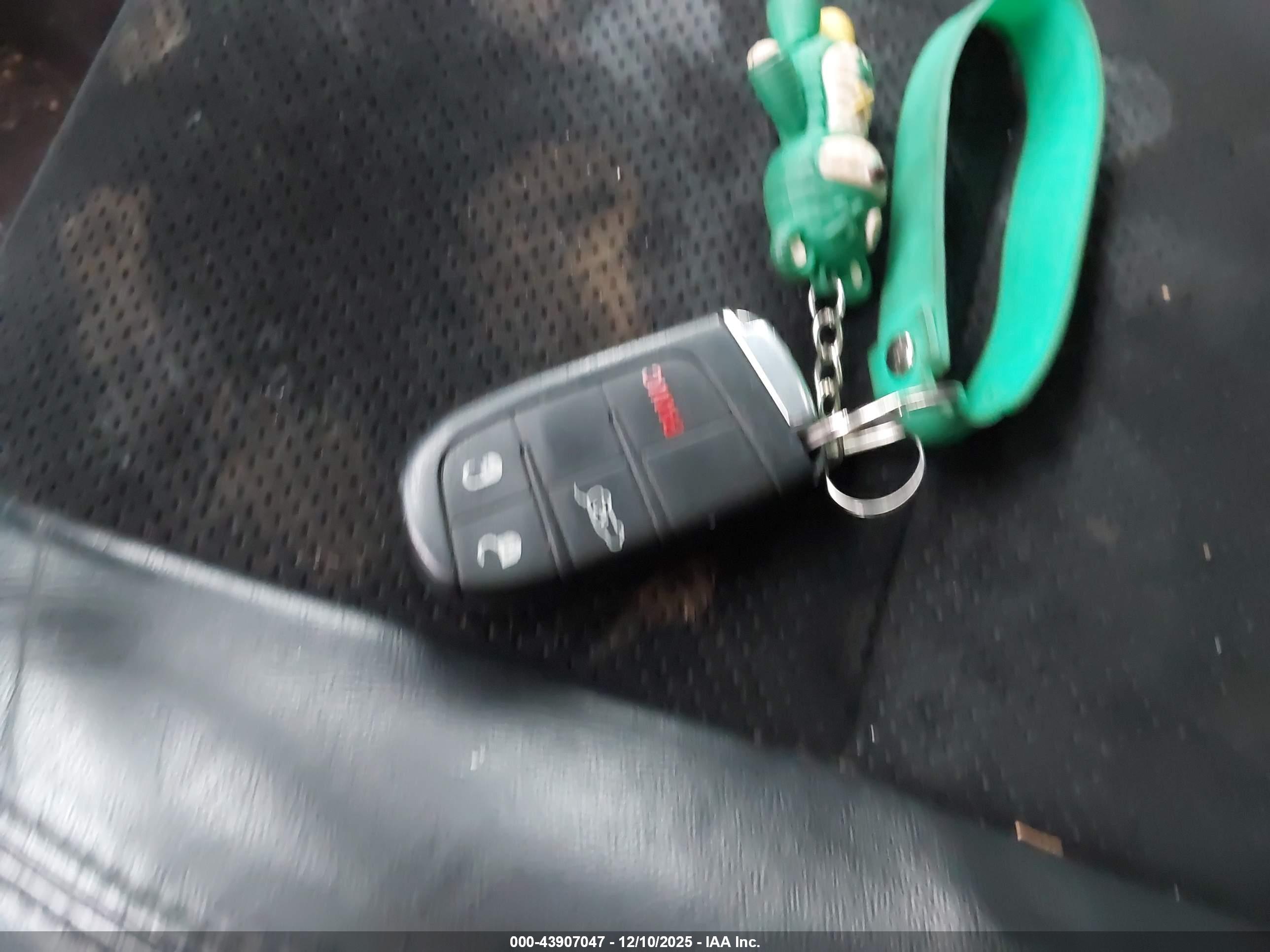 JEEP GRAND image 11