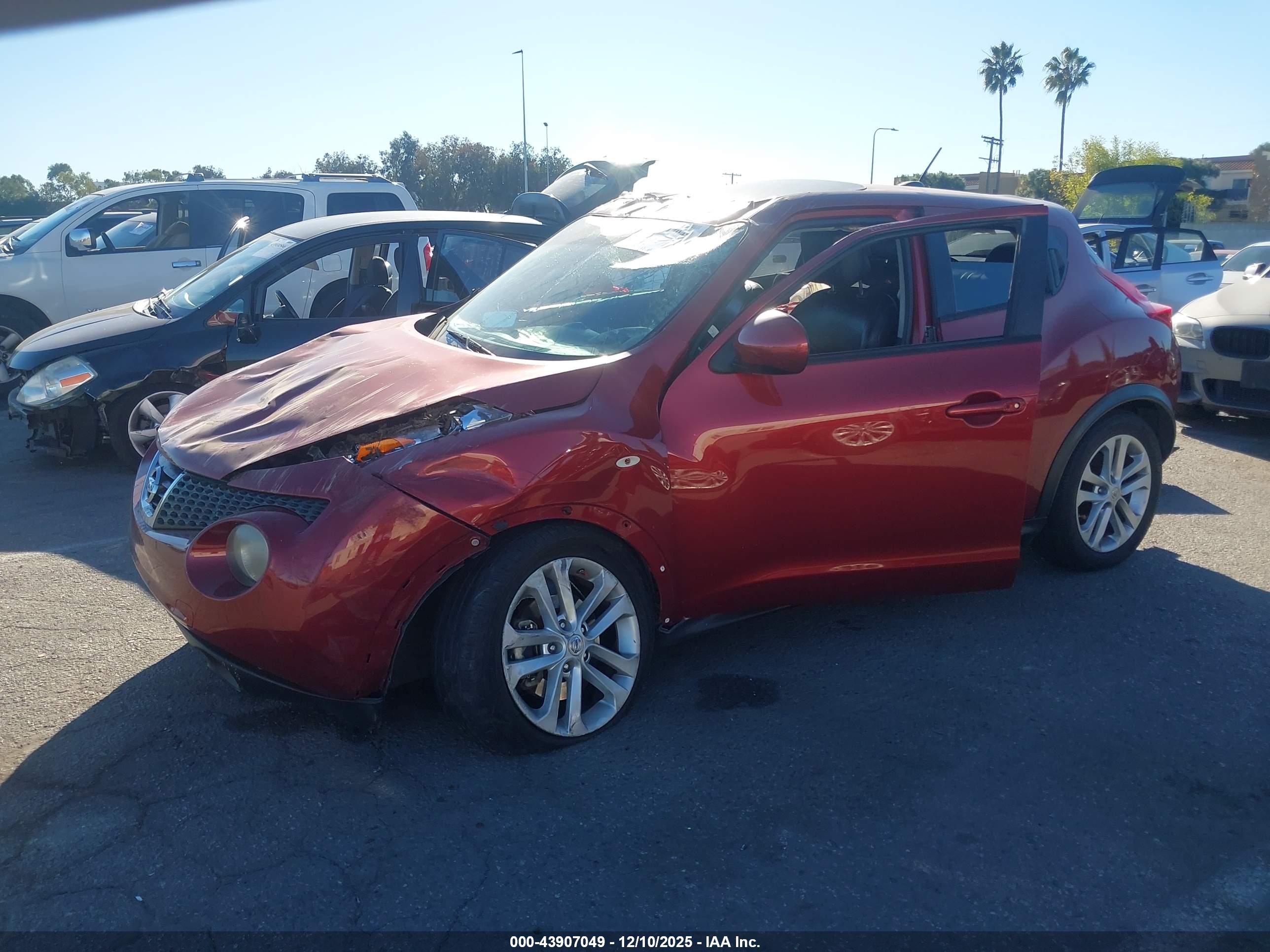 NISSAN JUKE image 2