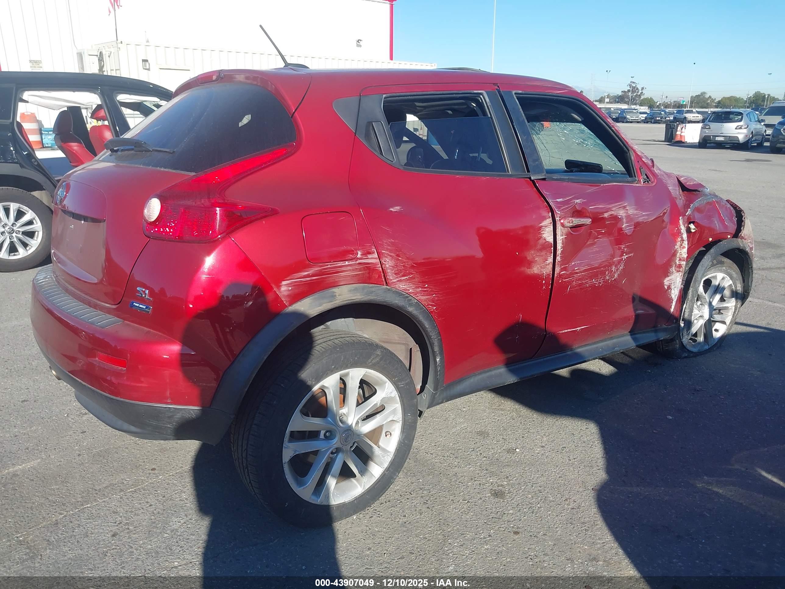 NISSAN JUKE image 4