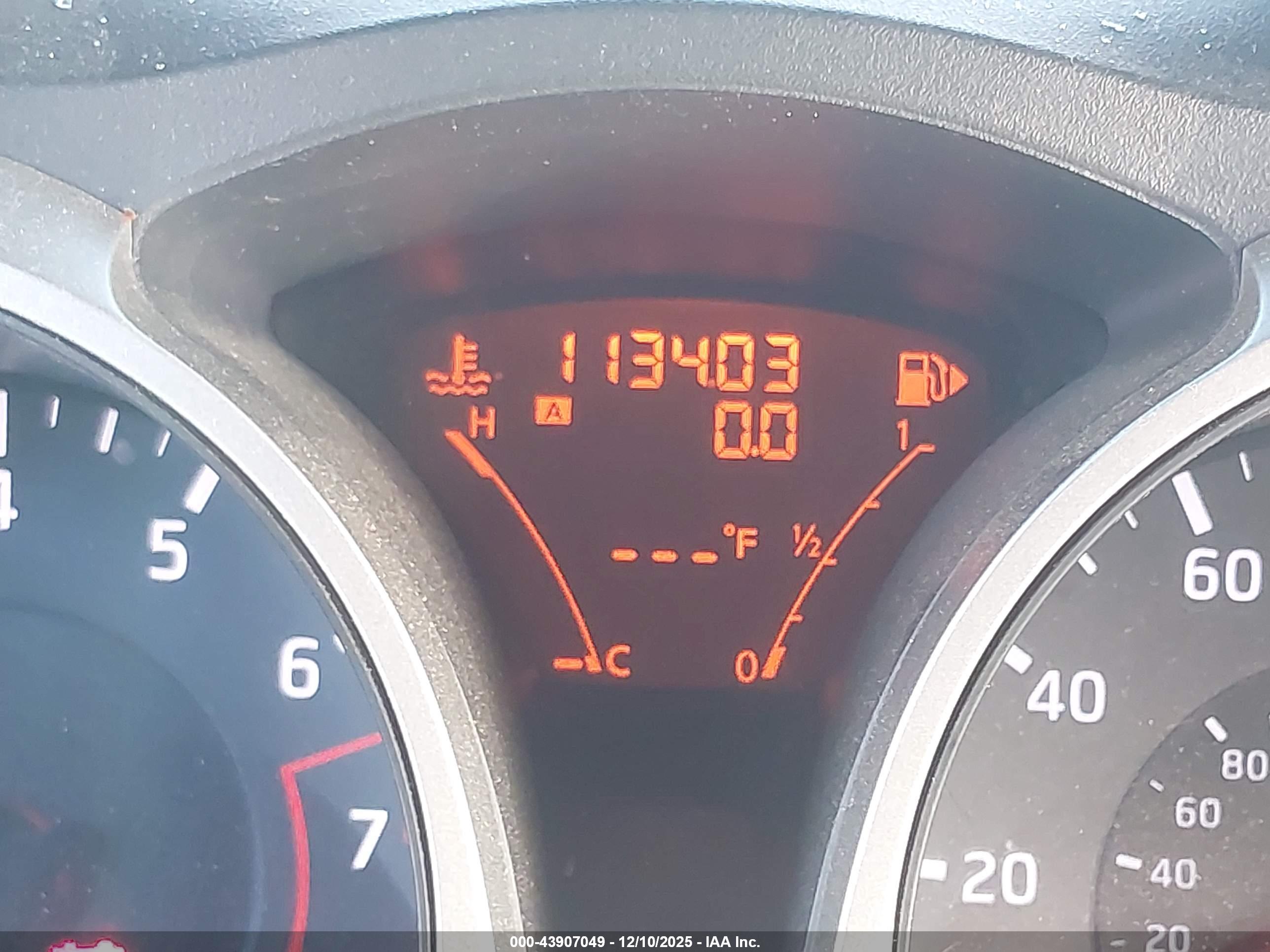 NISSAN JUKE image 6