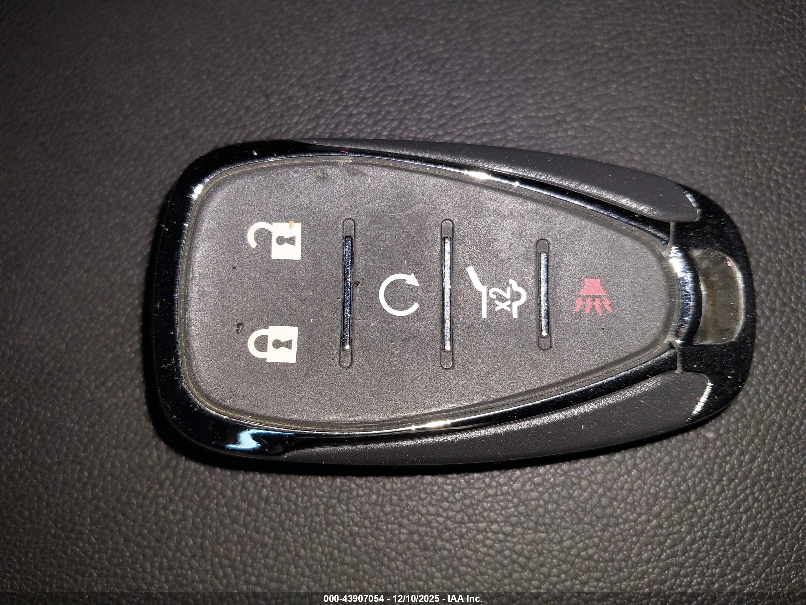 CHEVROLET EQUINOX image 11