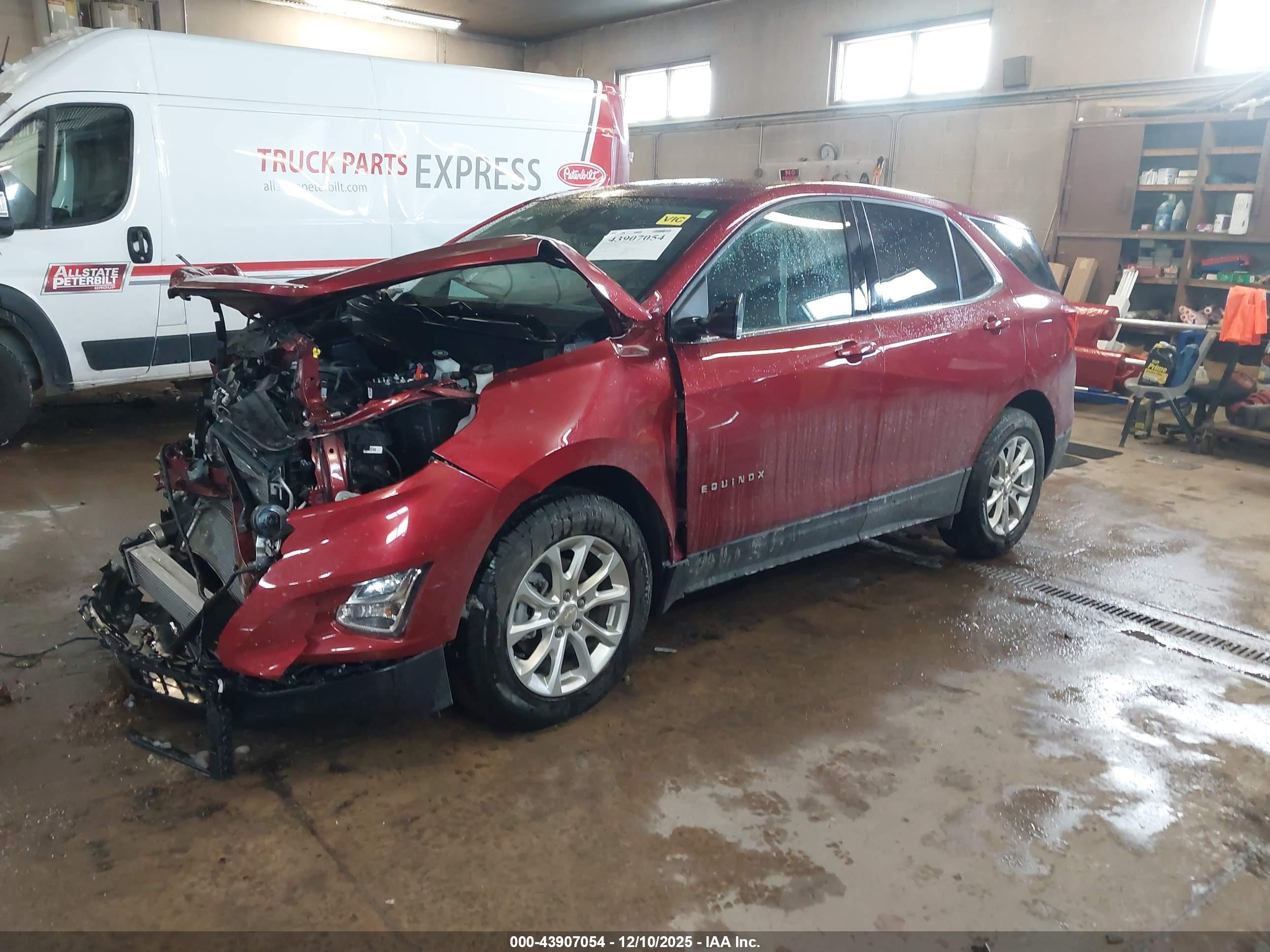 CHEVROLET EQUINOX image 2