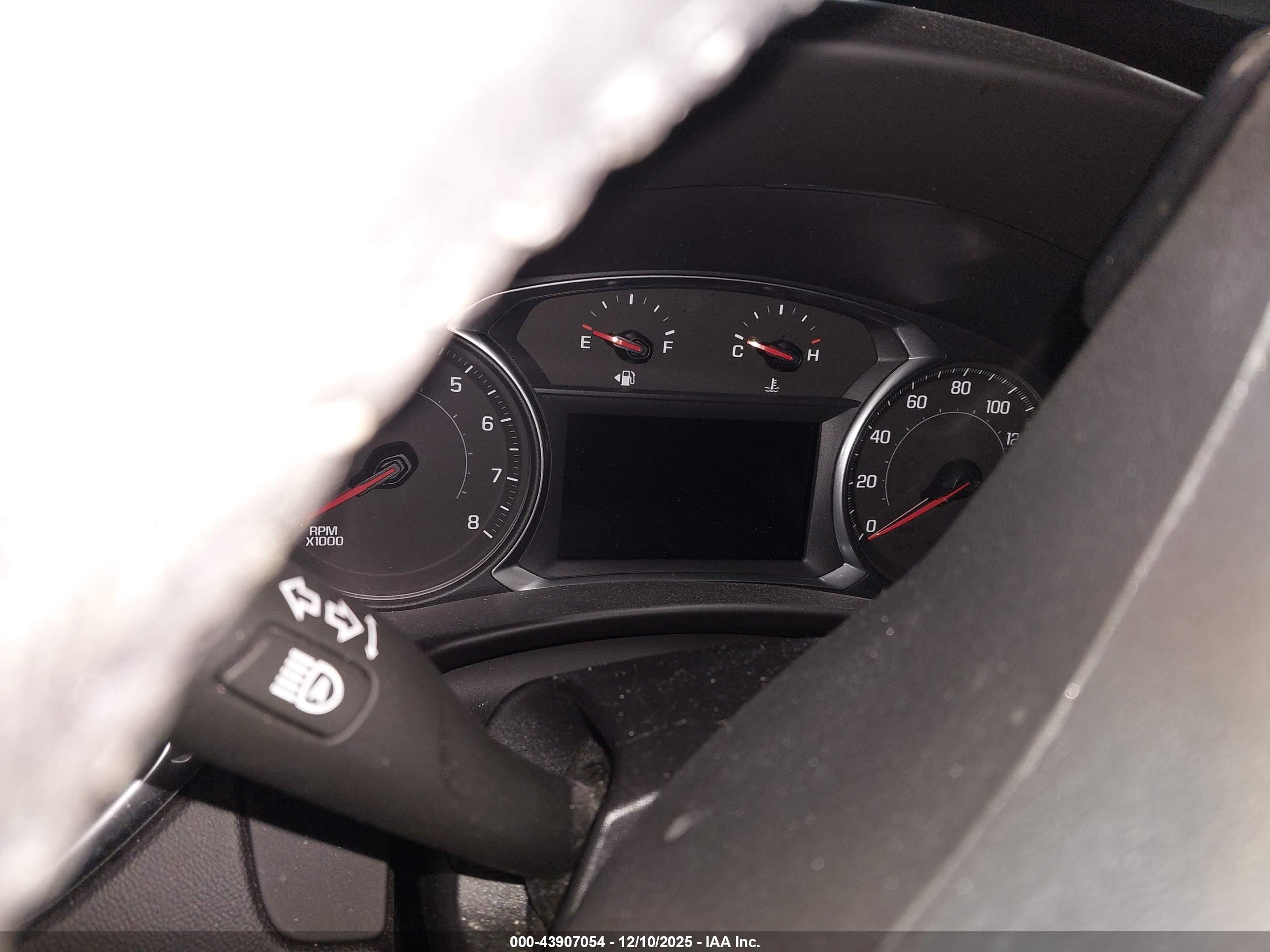 CHEVROLET EQUINOX image 7