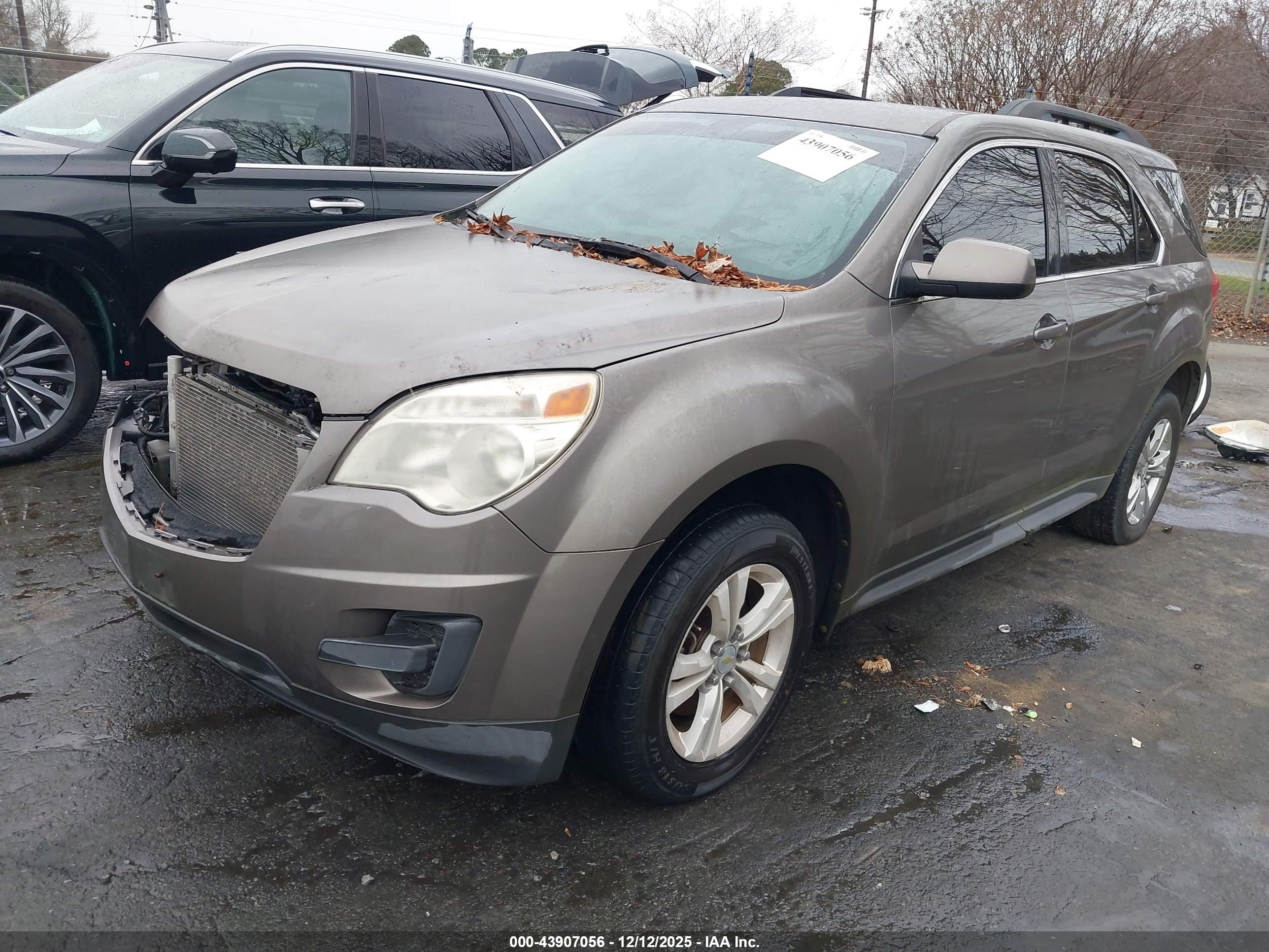 CHEVROLET EQUINOX image 2