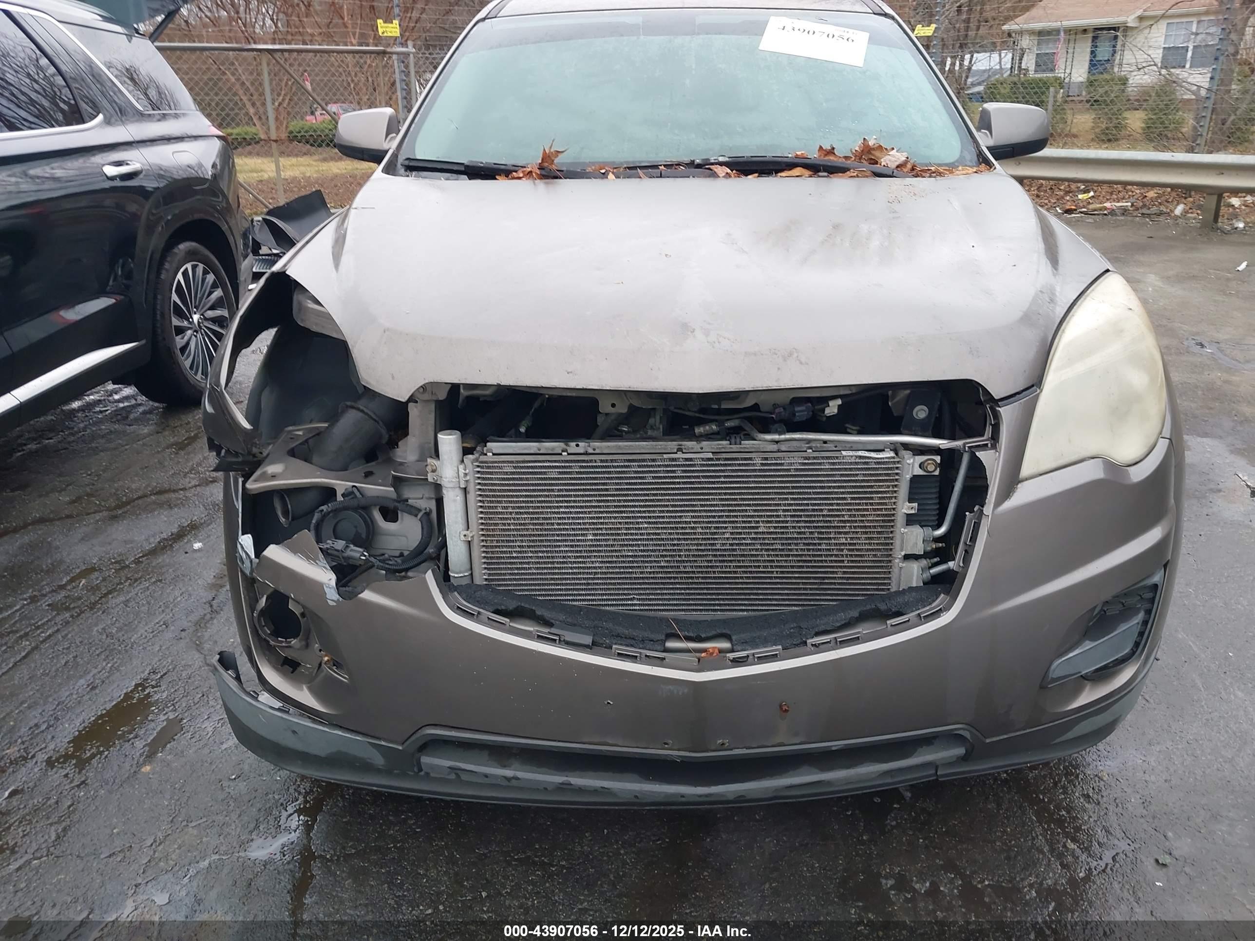 CHEVROLET EQUINOX image 6