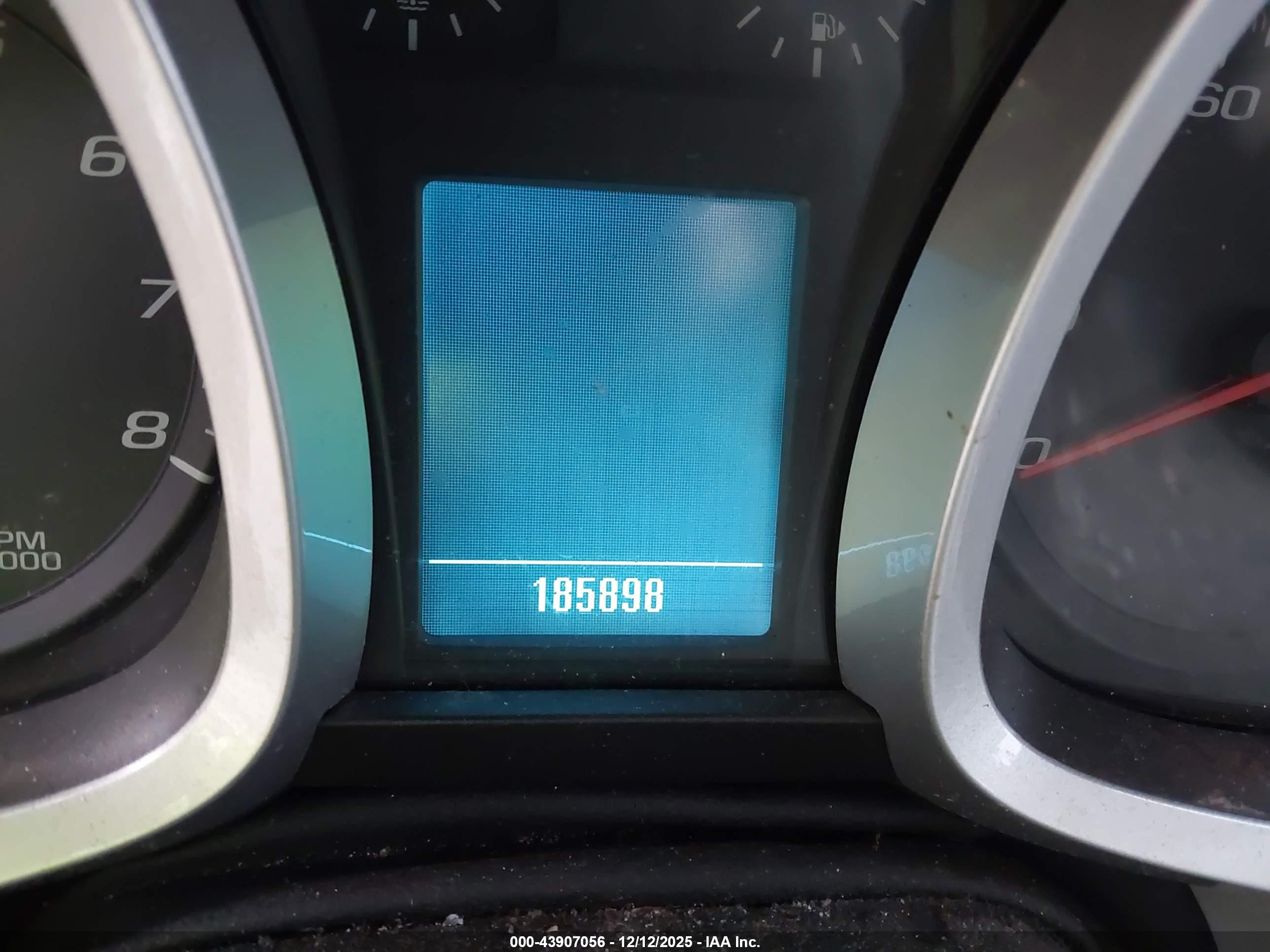 CHEVROLET EQUINOX image 7