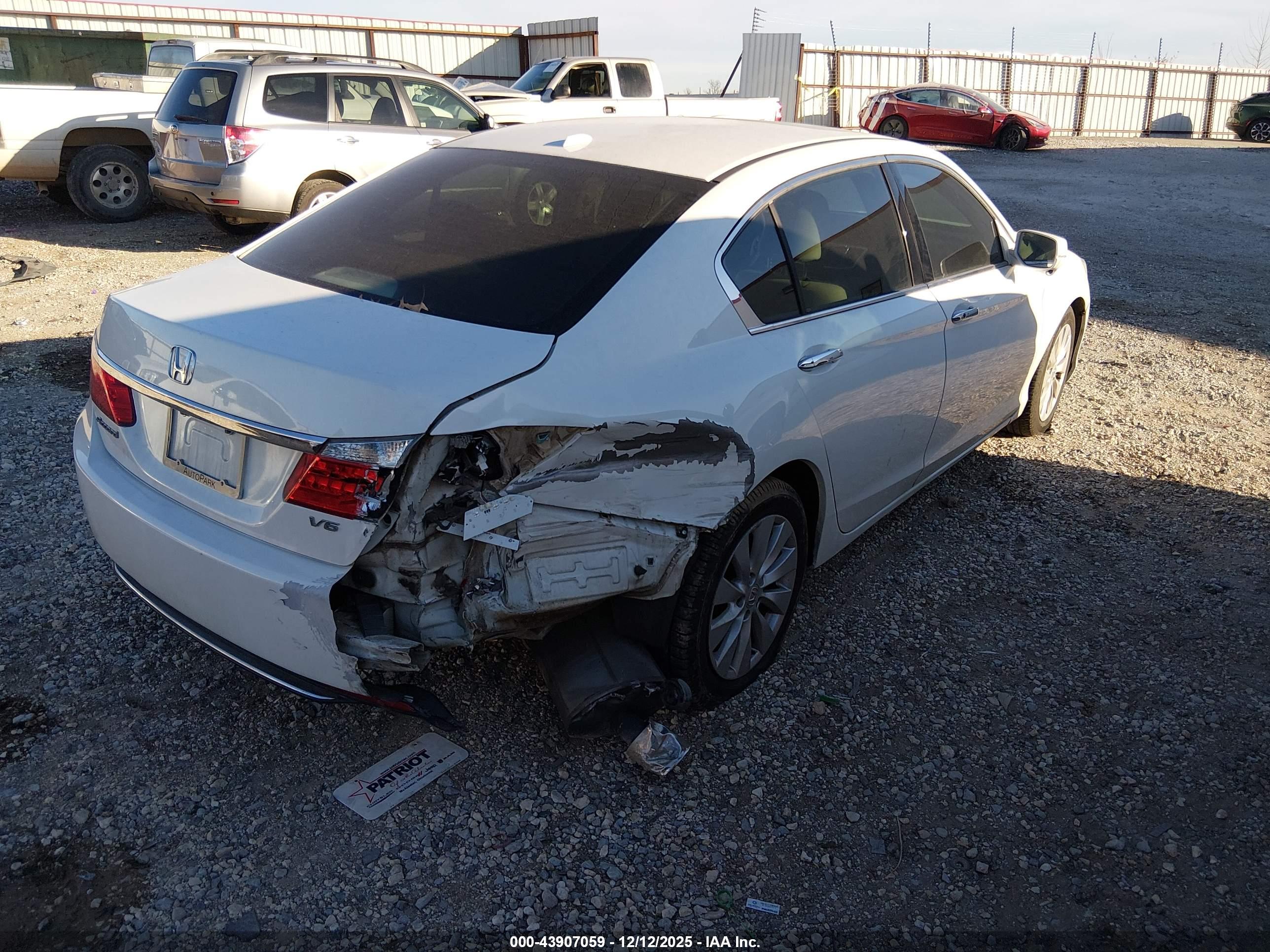 HONDA ACCORD image 4