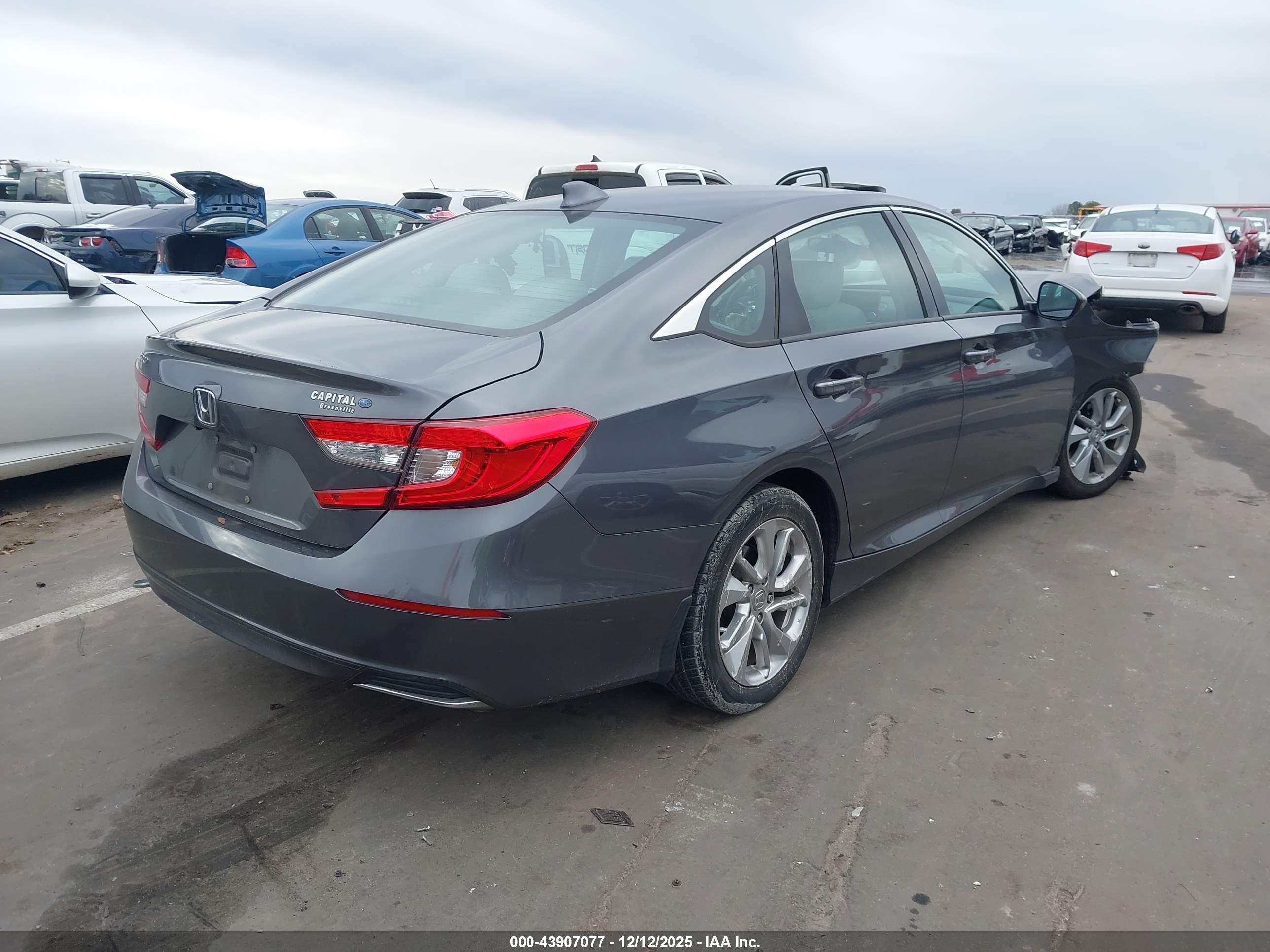 HONDA ACCORD image 4
