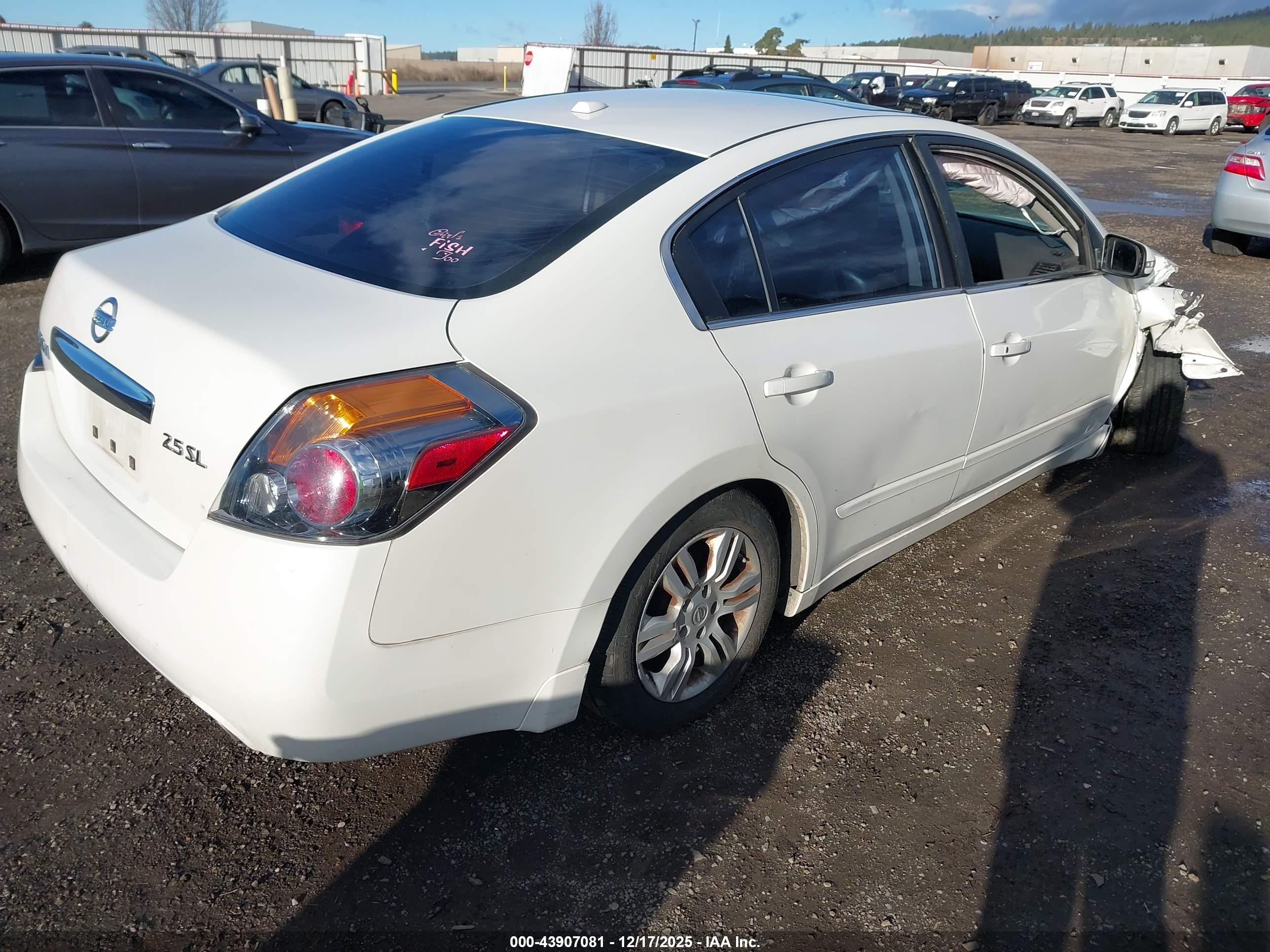NISSAN ALTIMA image 4