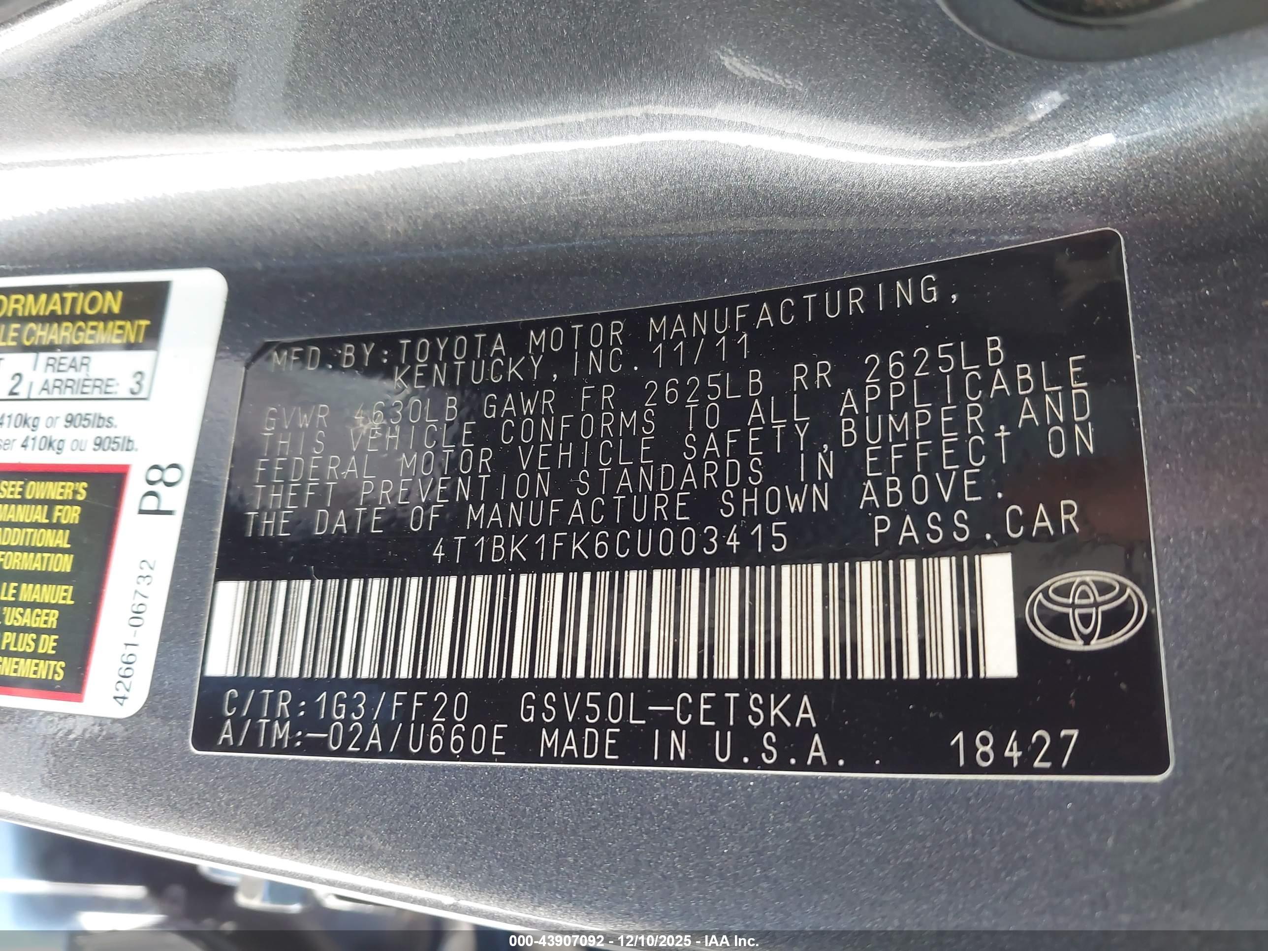 TOYOTA CAMRY image 9