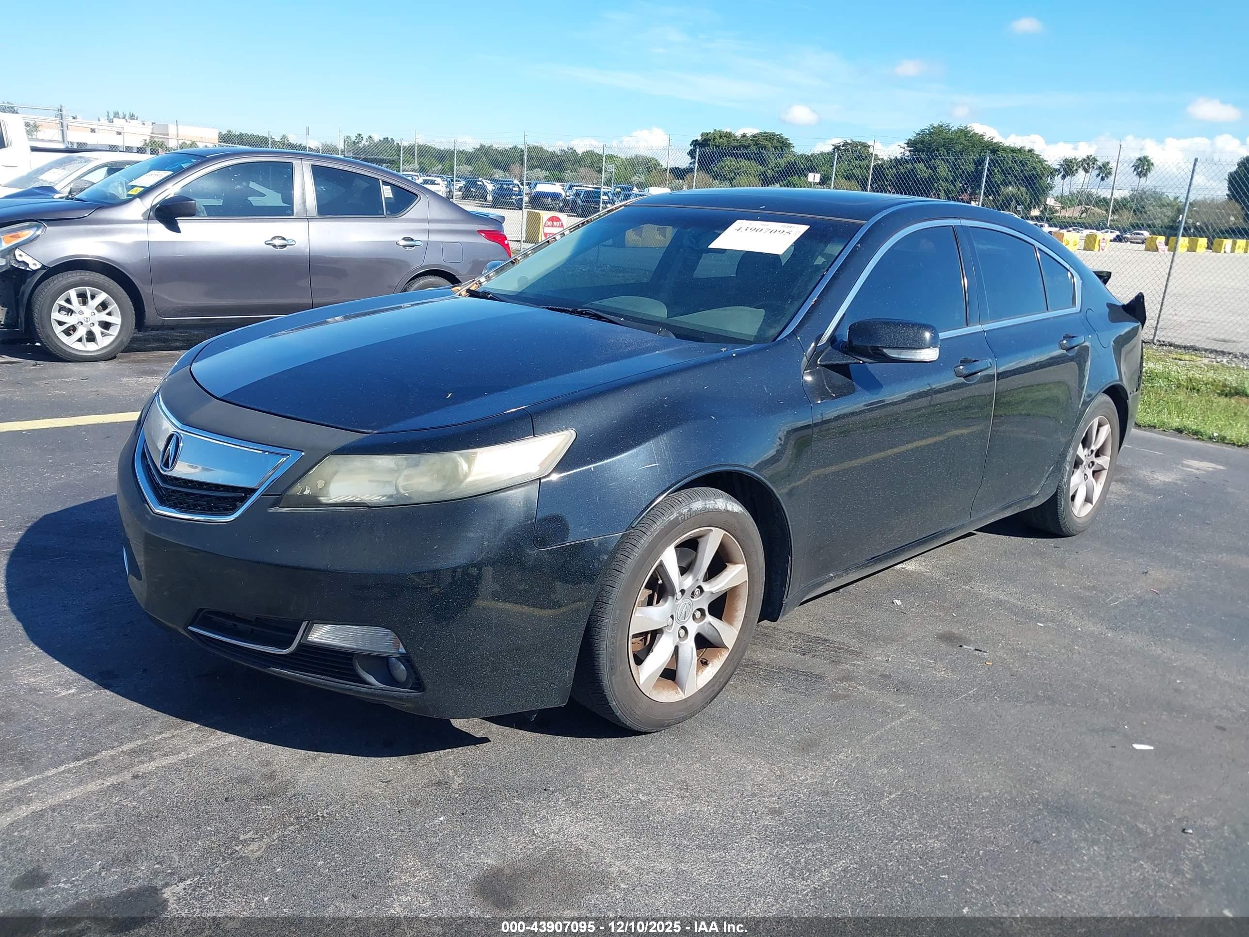 ACURA TL image 2