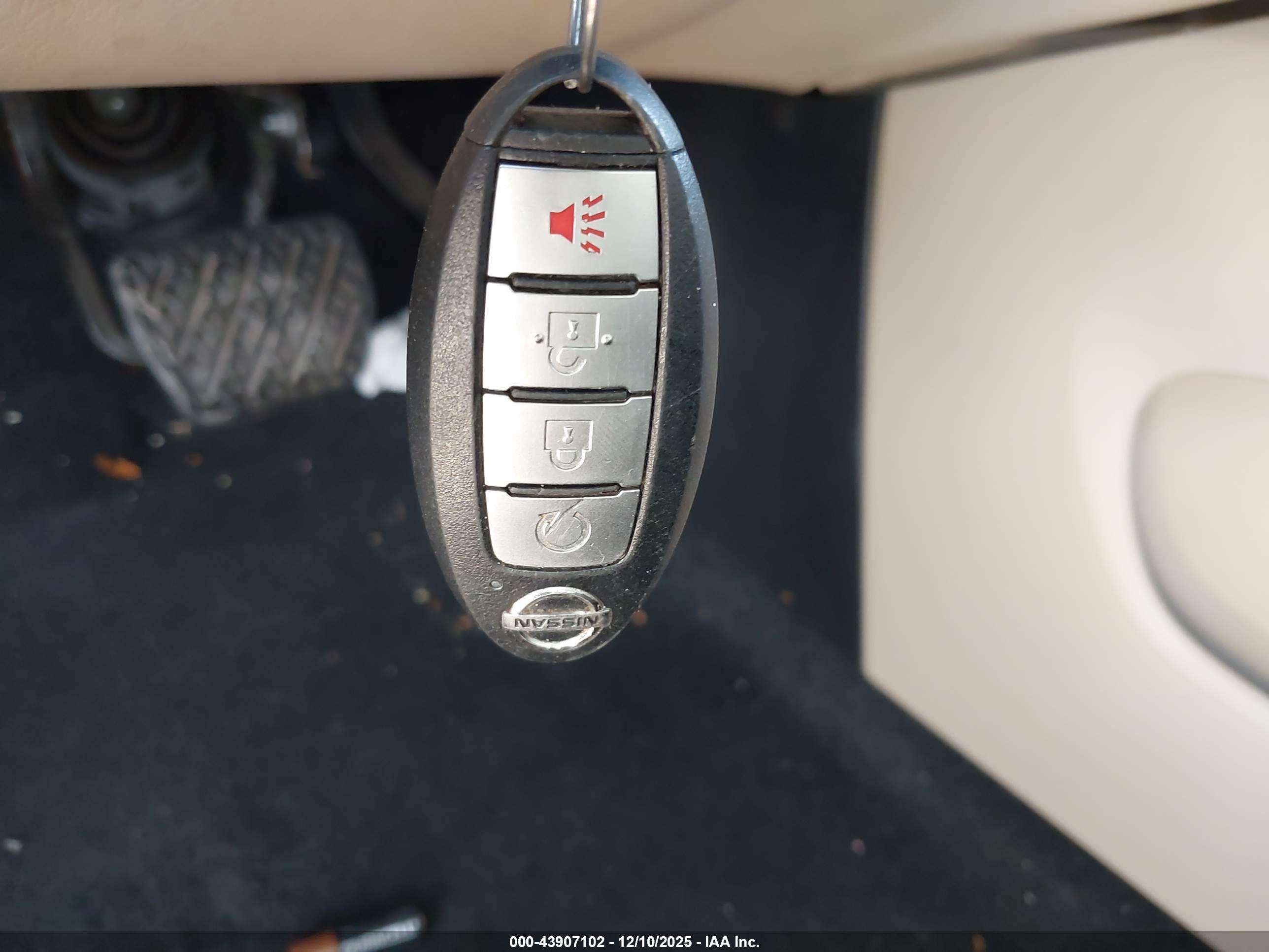 NISSAN PATHFINDER image 11