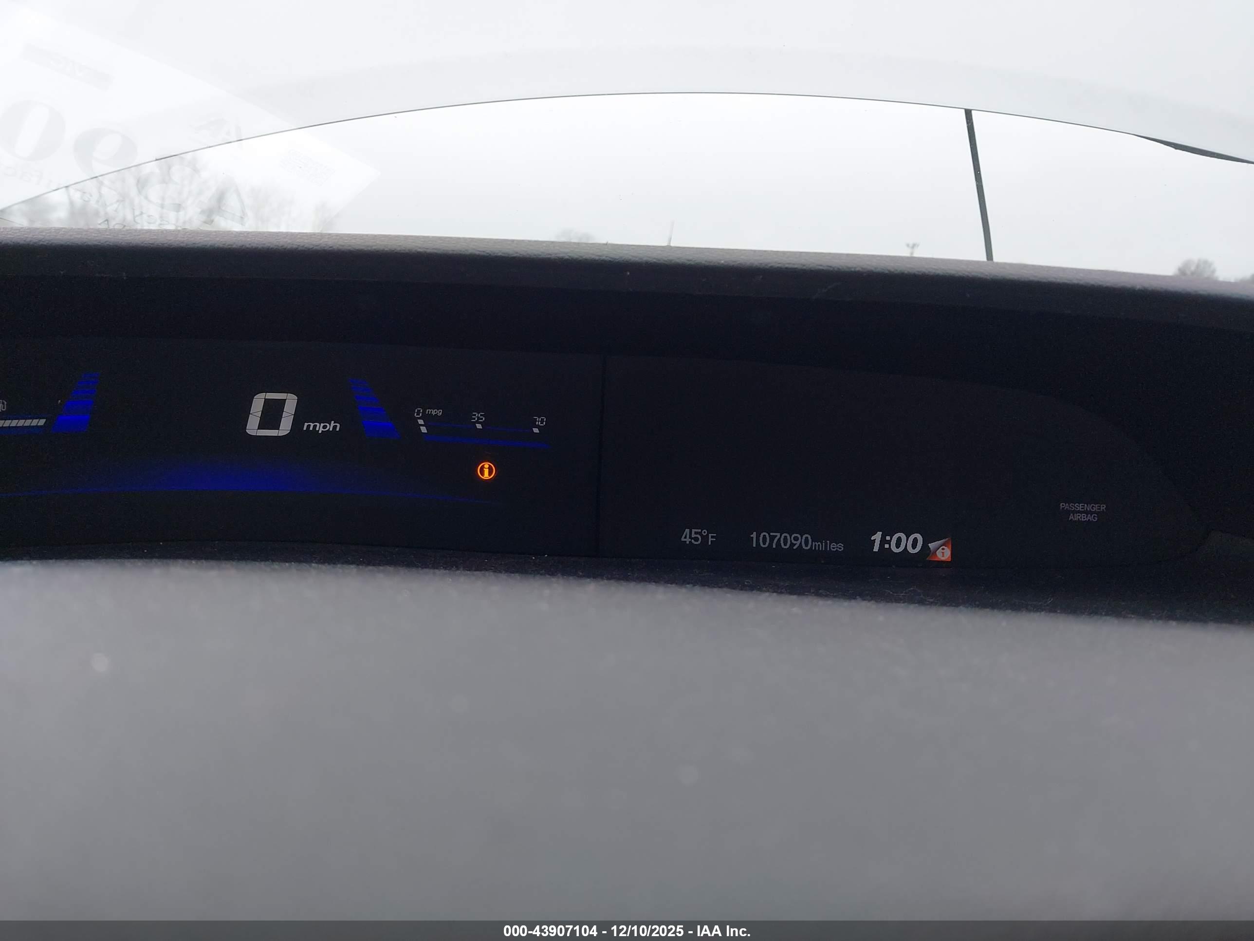 HONDA CIVIC image 7