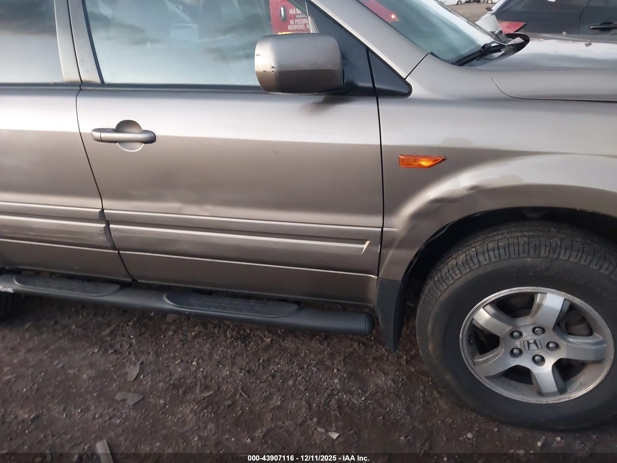 HONDA PILOT image 6