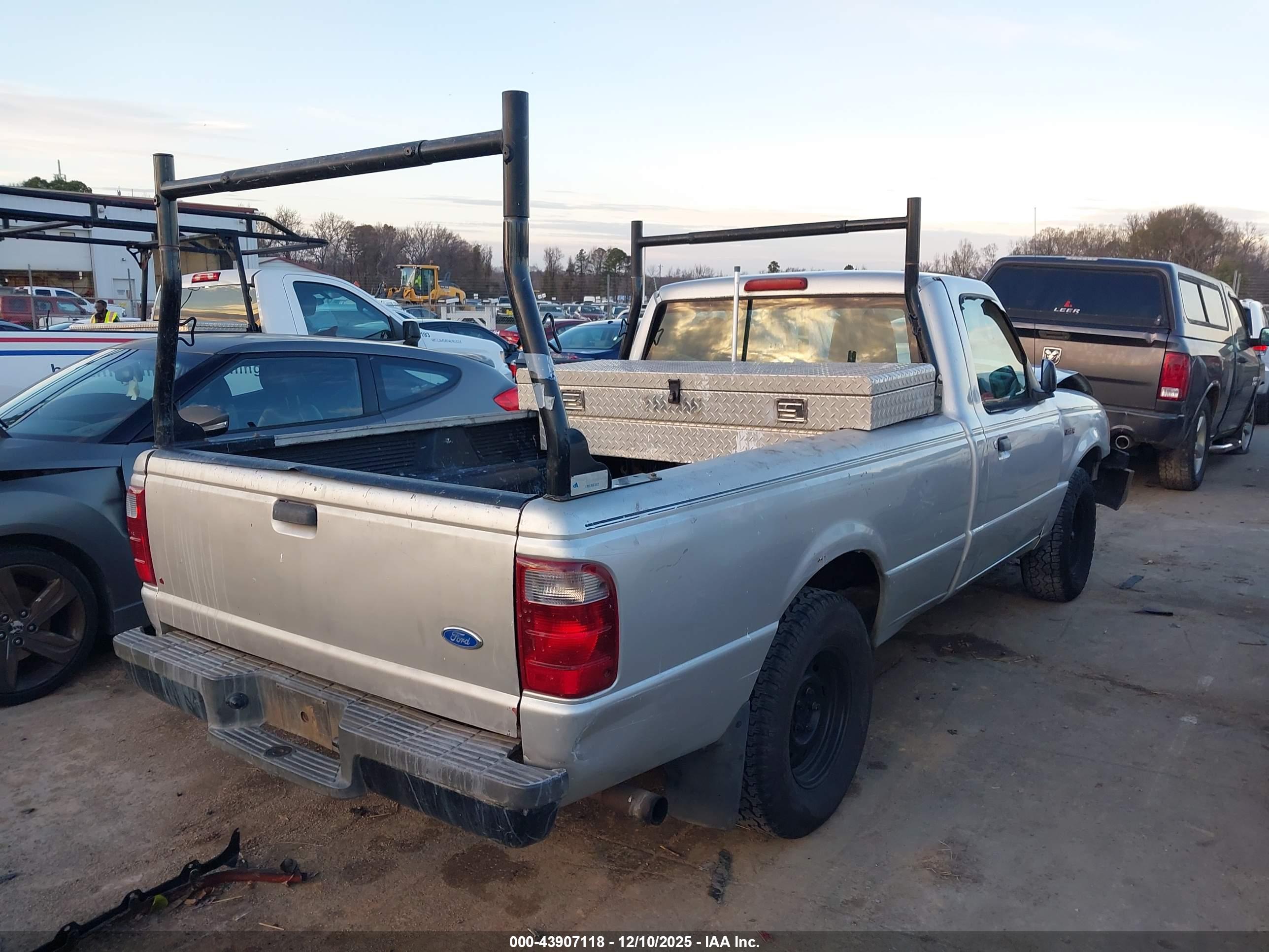 FORD RANGER image 4