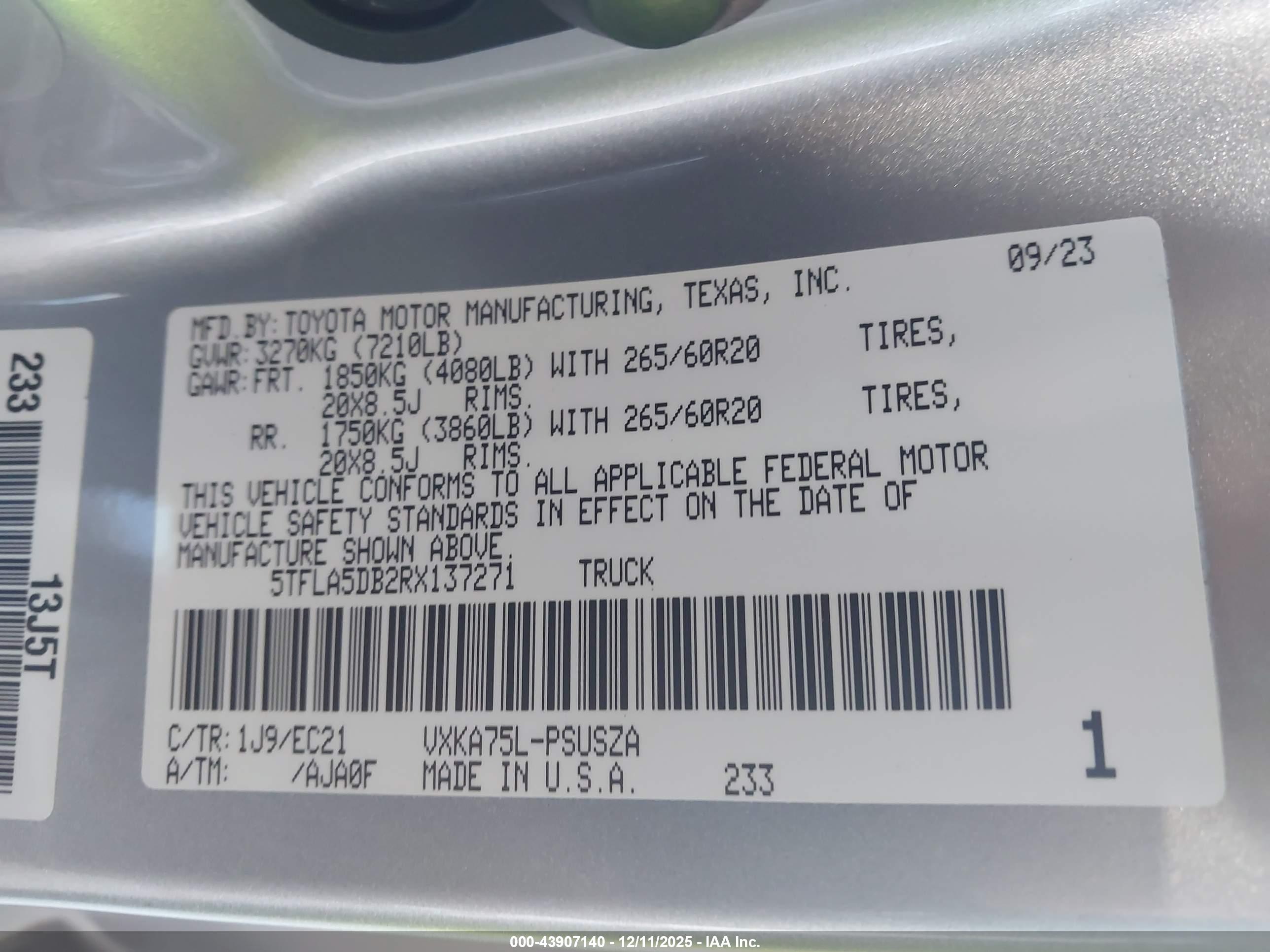 TOYOTA TUNDRA image 9