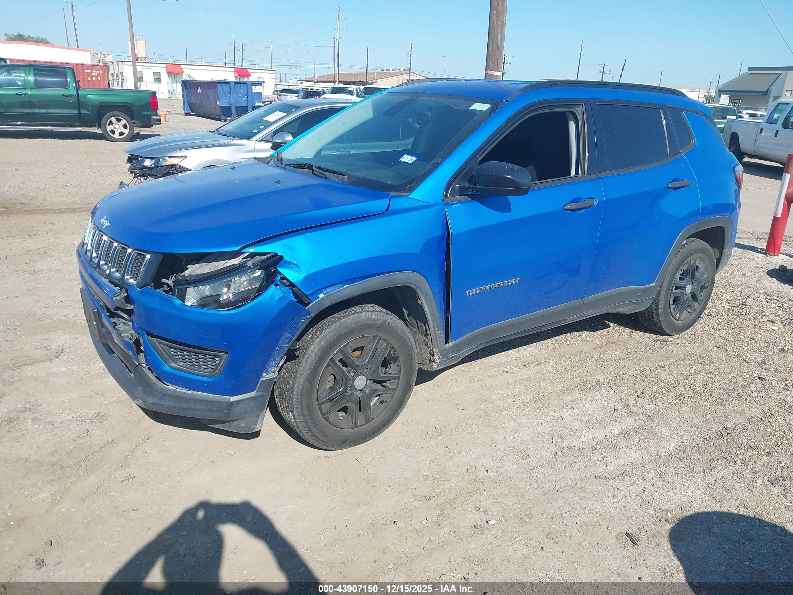 JEEP COMPASS image 2