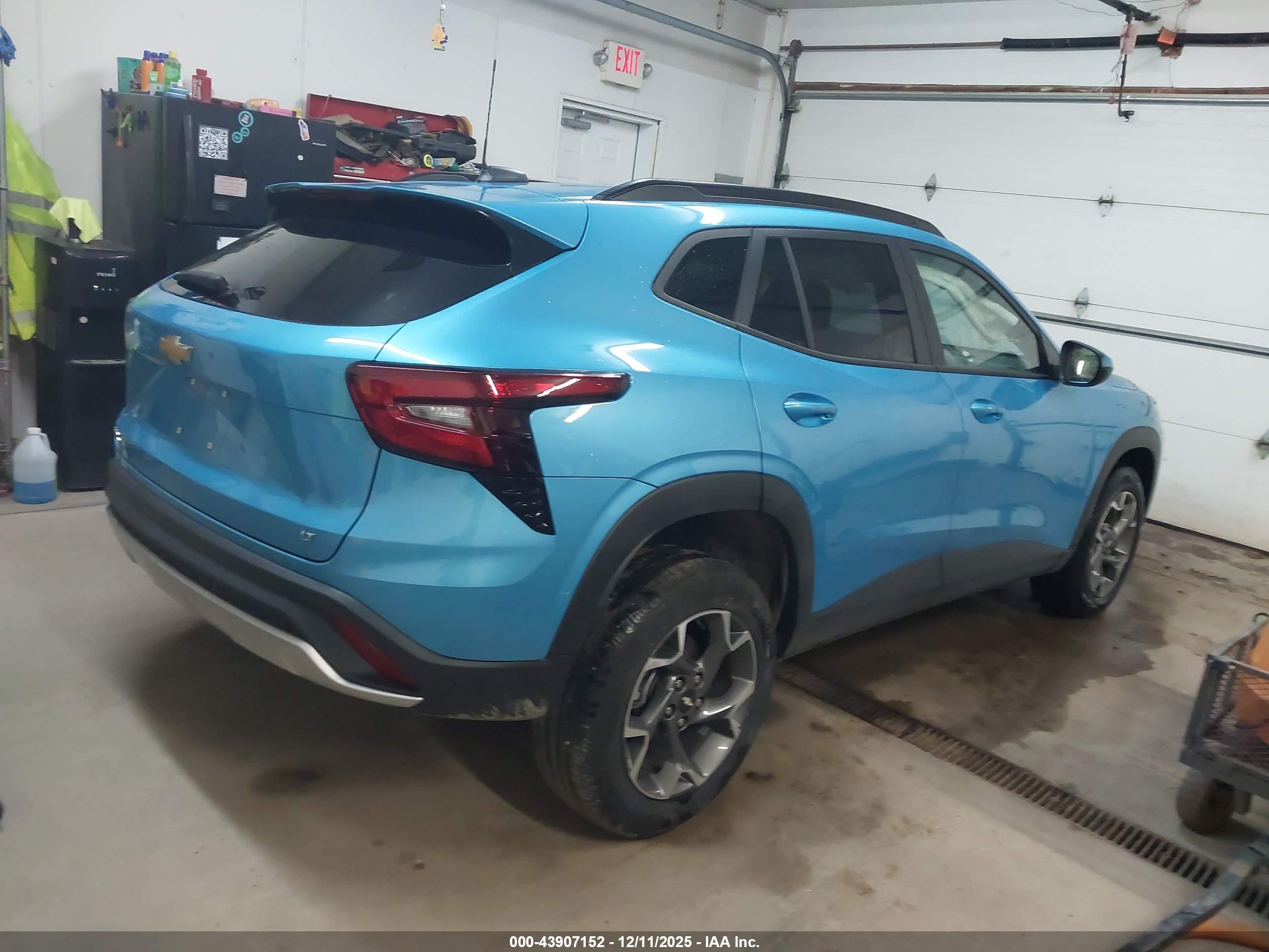 CHEVROLET TRAX image 4