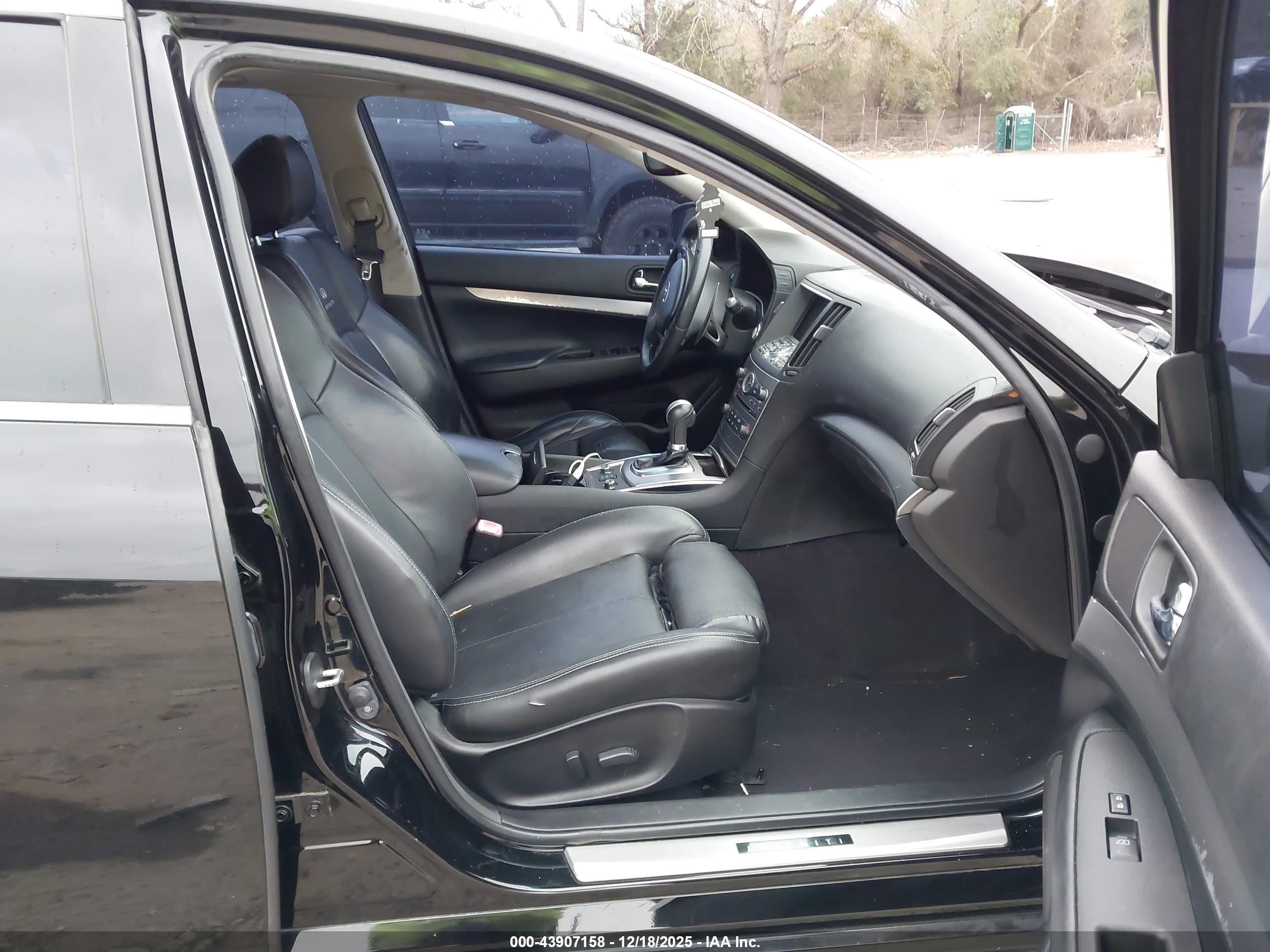 INFINITI G37X image 5