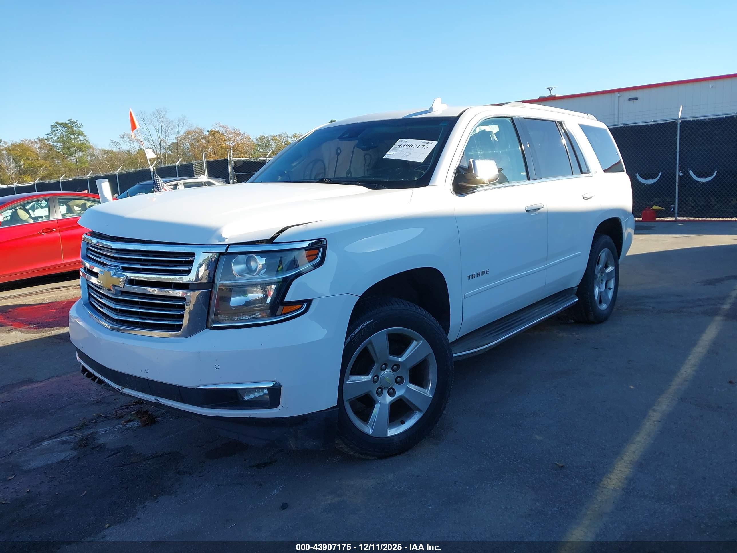 CHEVROLET TAHOE image 2