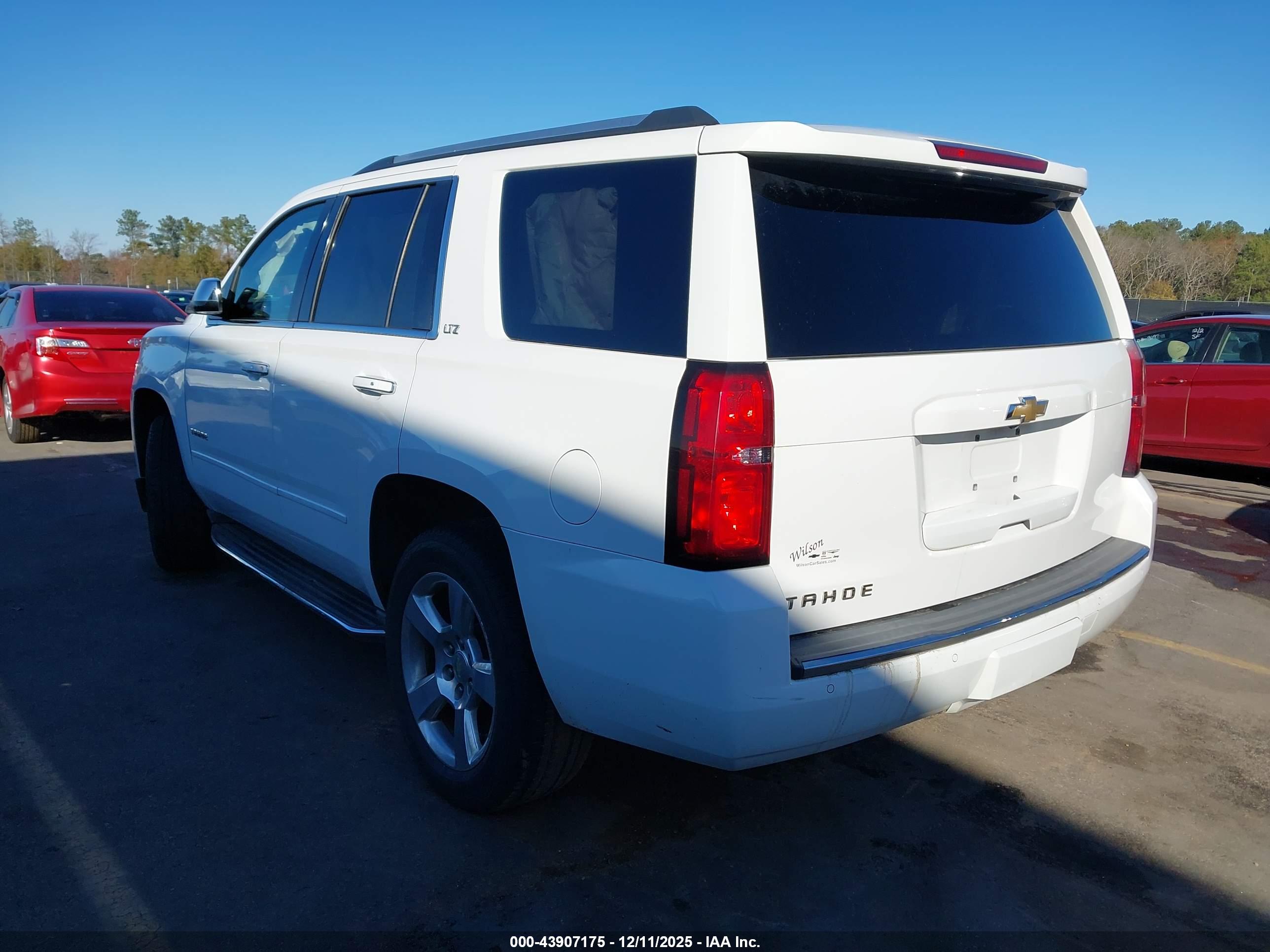 CHEVROLET TAHOE image 3
